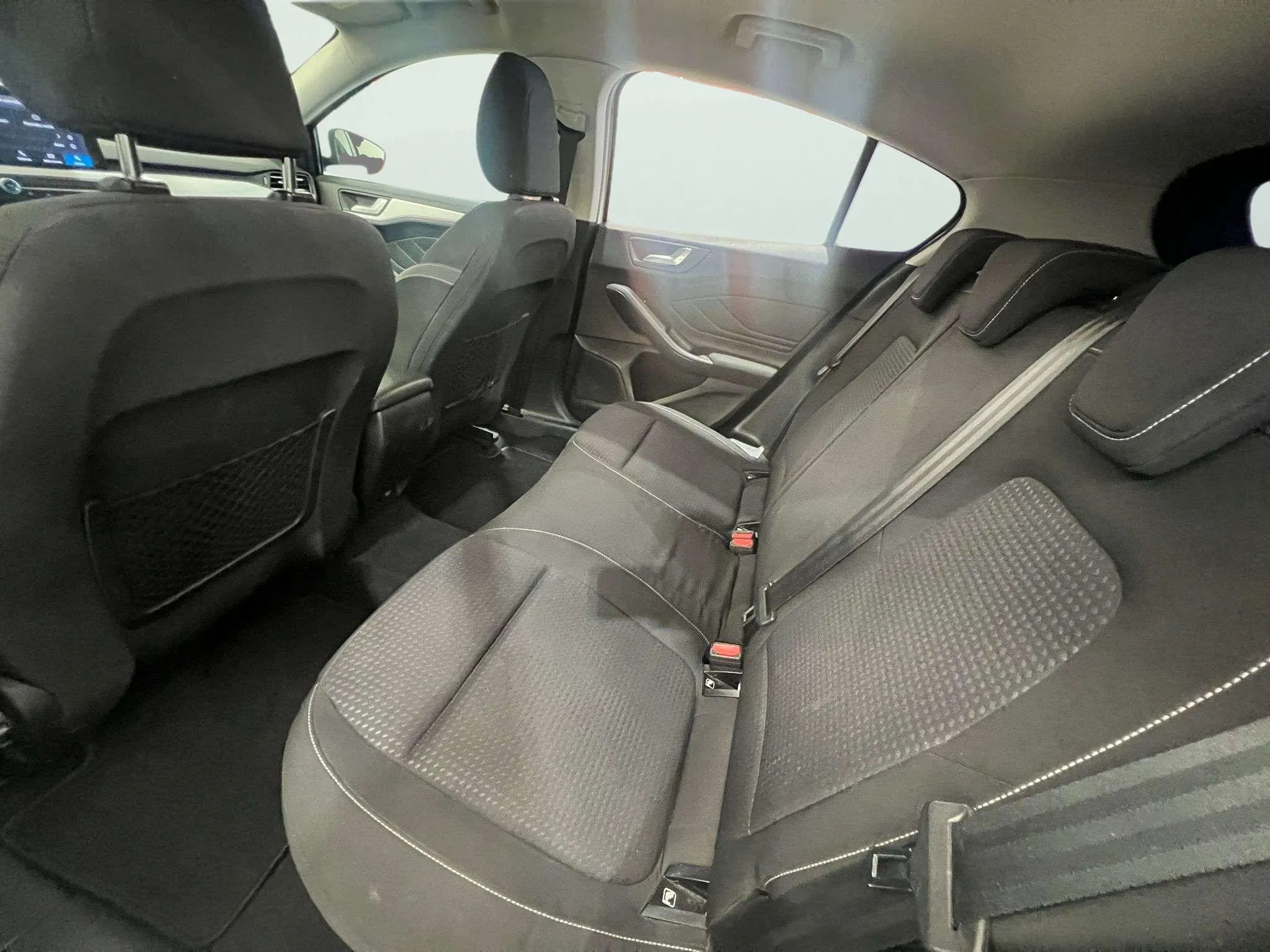 Ford Focus 1.5 EcoBlue Active - foto 11
