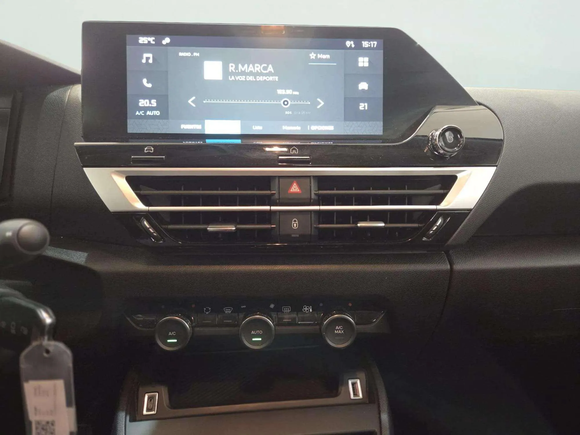 Citroën C4 X Hybrid 136 e-DCS6 Plus - foto 18