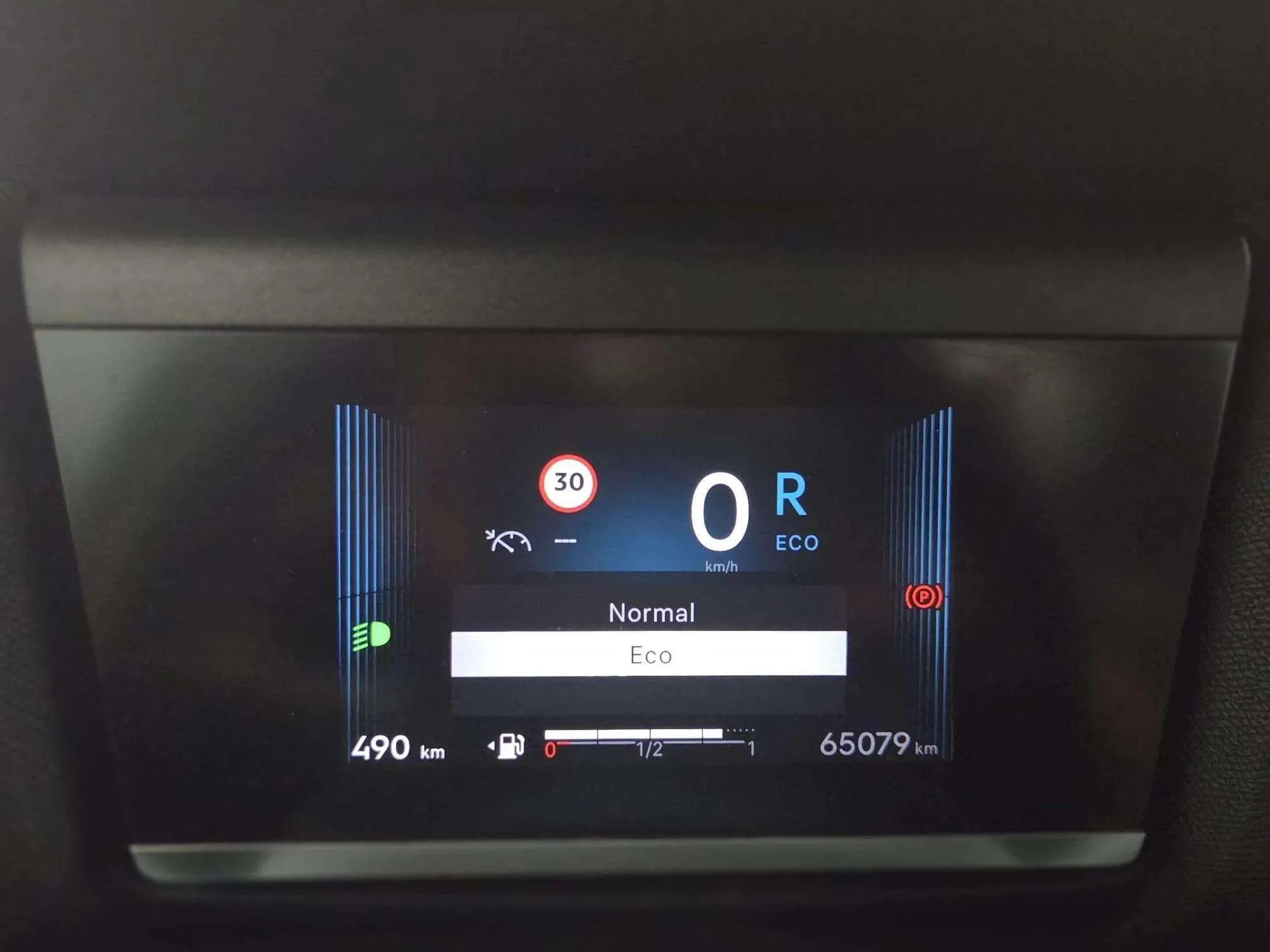 Citroën C4 X Hybrid 136 e-DCS6 Plus - foto 13