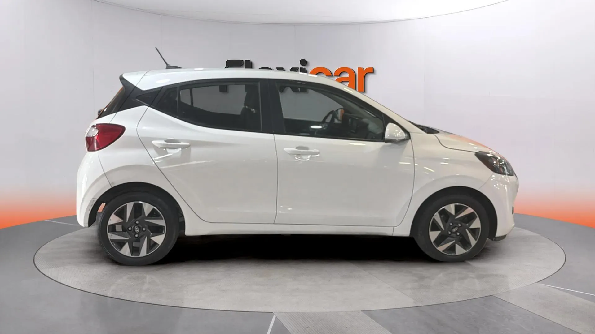 Hyundai i10 1.0 Klass - foto 2