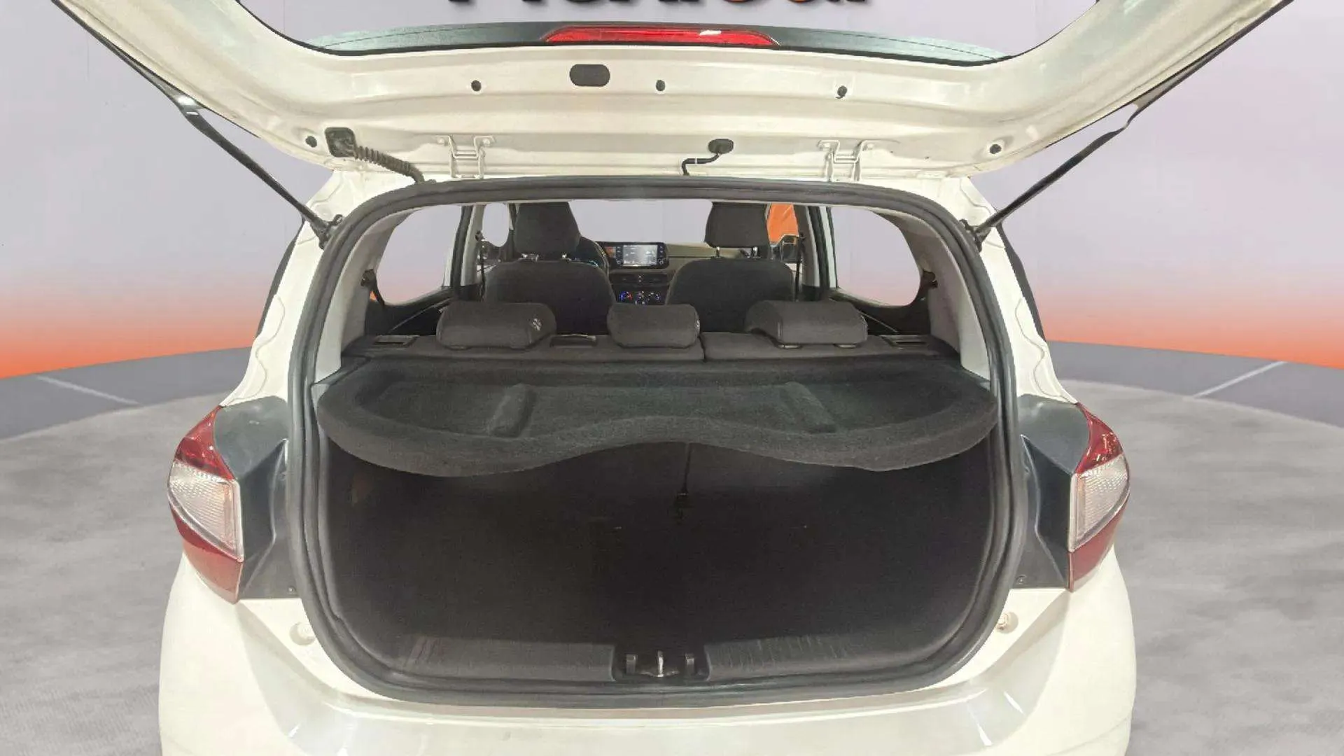 Hyundai i10 1.0 Klass - foto 13