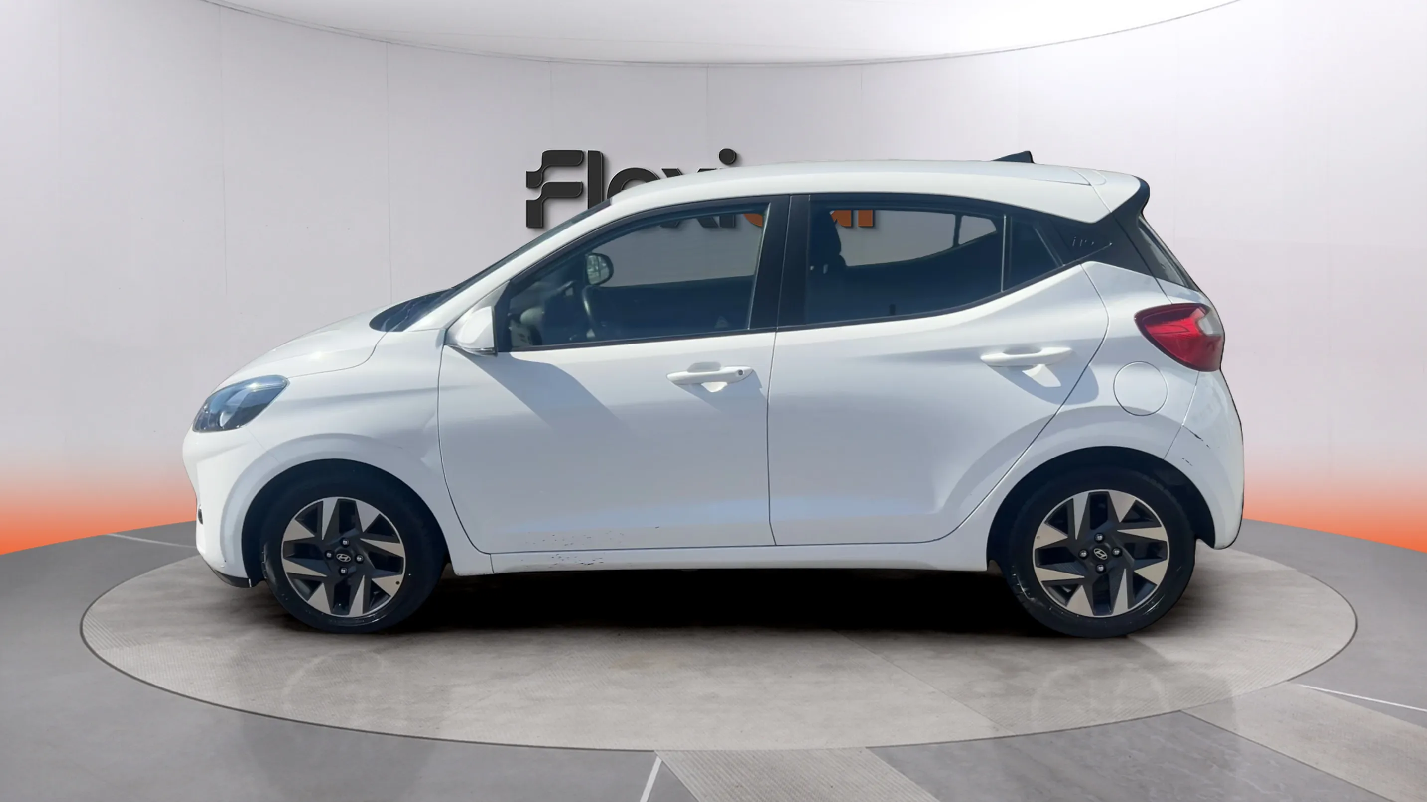 Hyundai i10 1.0 Klass - foto 5