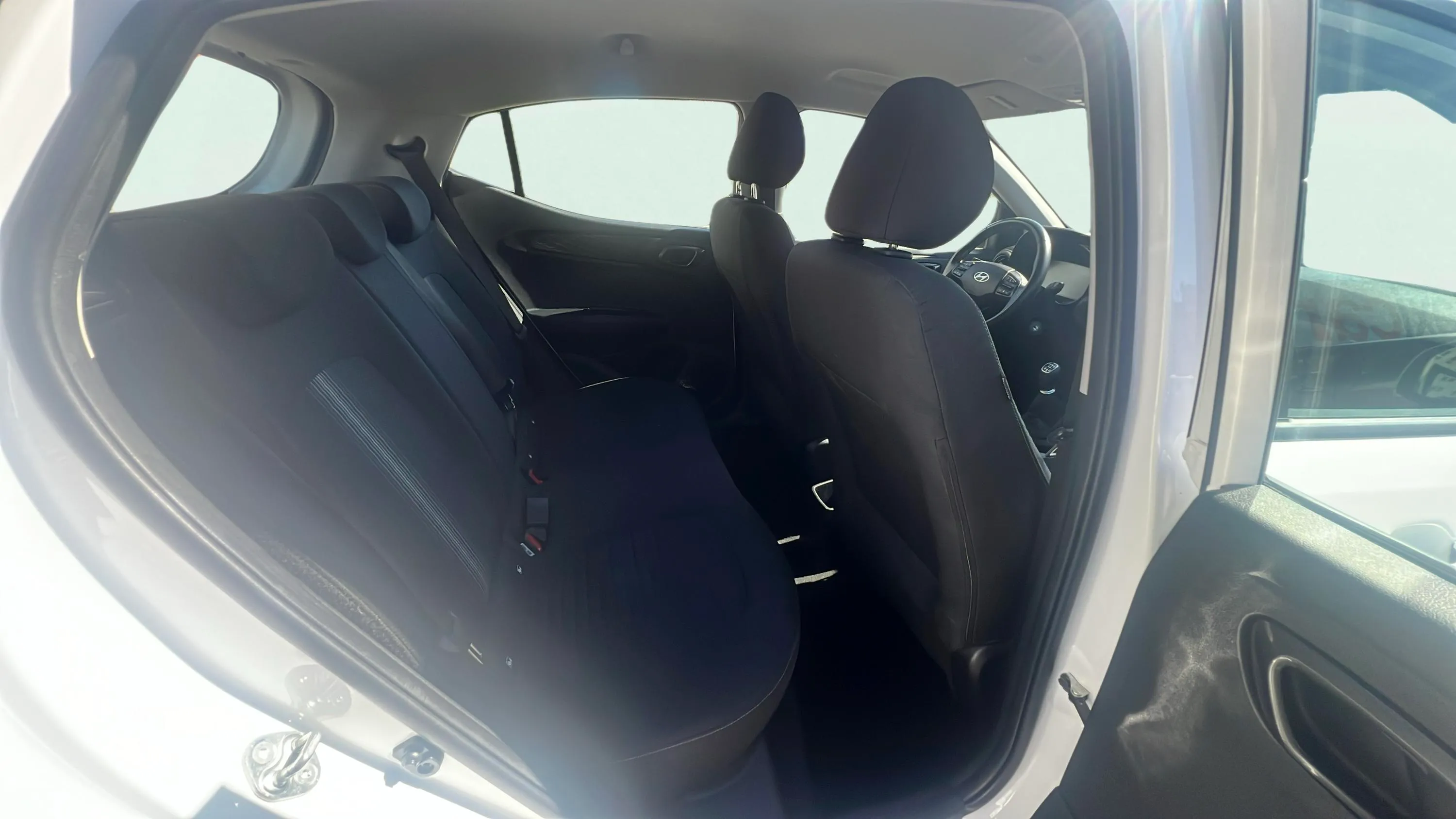 Hyundai i10 1.0 Klass - foto 14