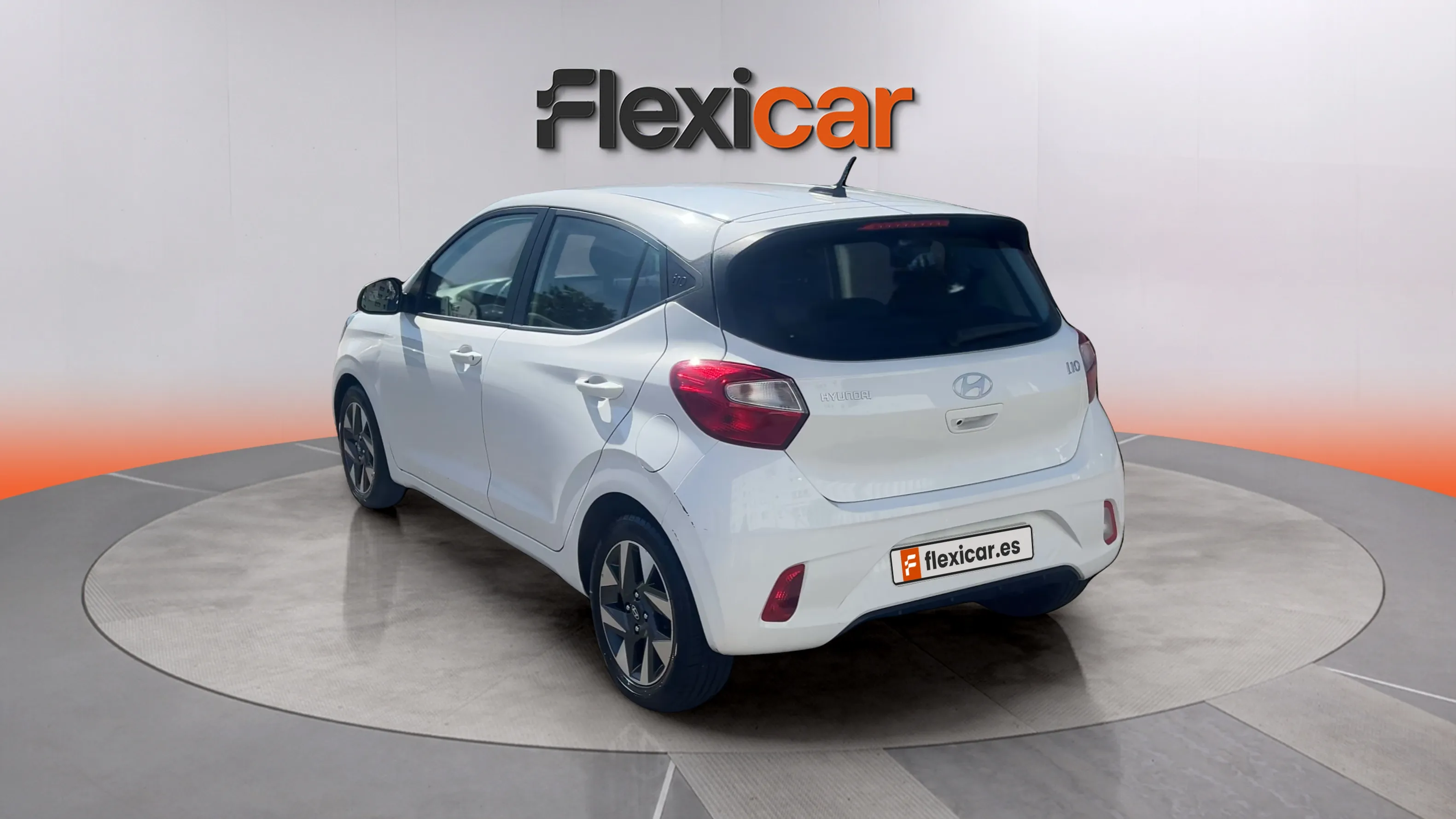 Hyundai i10 1.0 Klass - foto 4