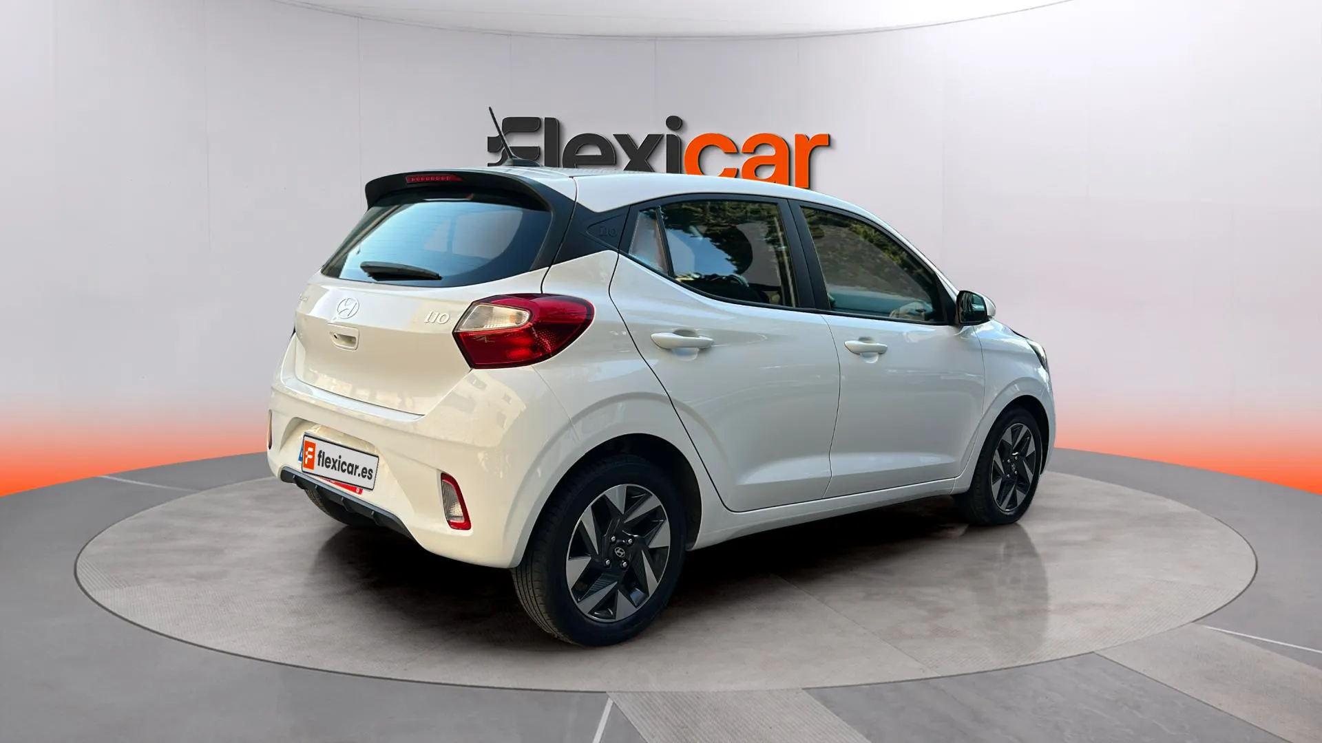 Hyundai i10 1.0 Klass - foto 6