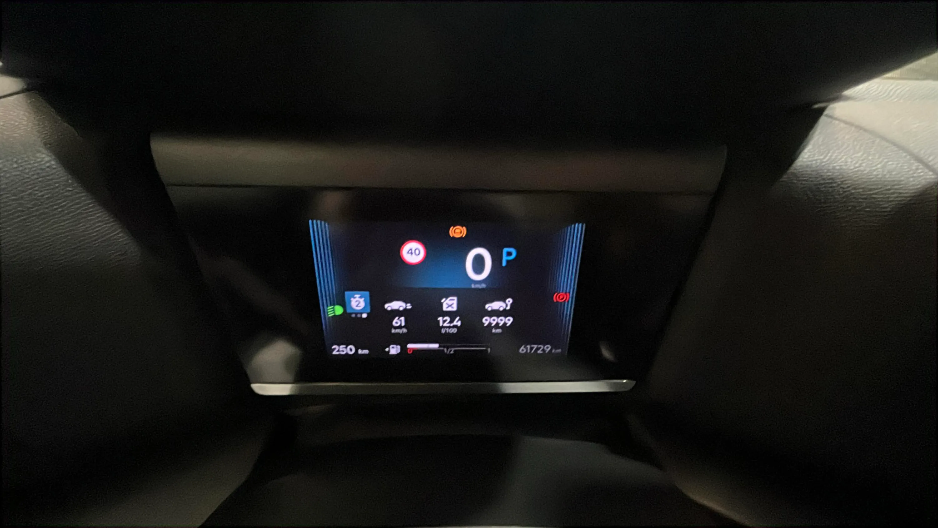 Citroën C4 X Hybrid 136 e-DCS6 Plus - foto 11