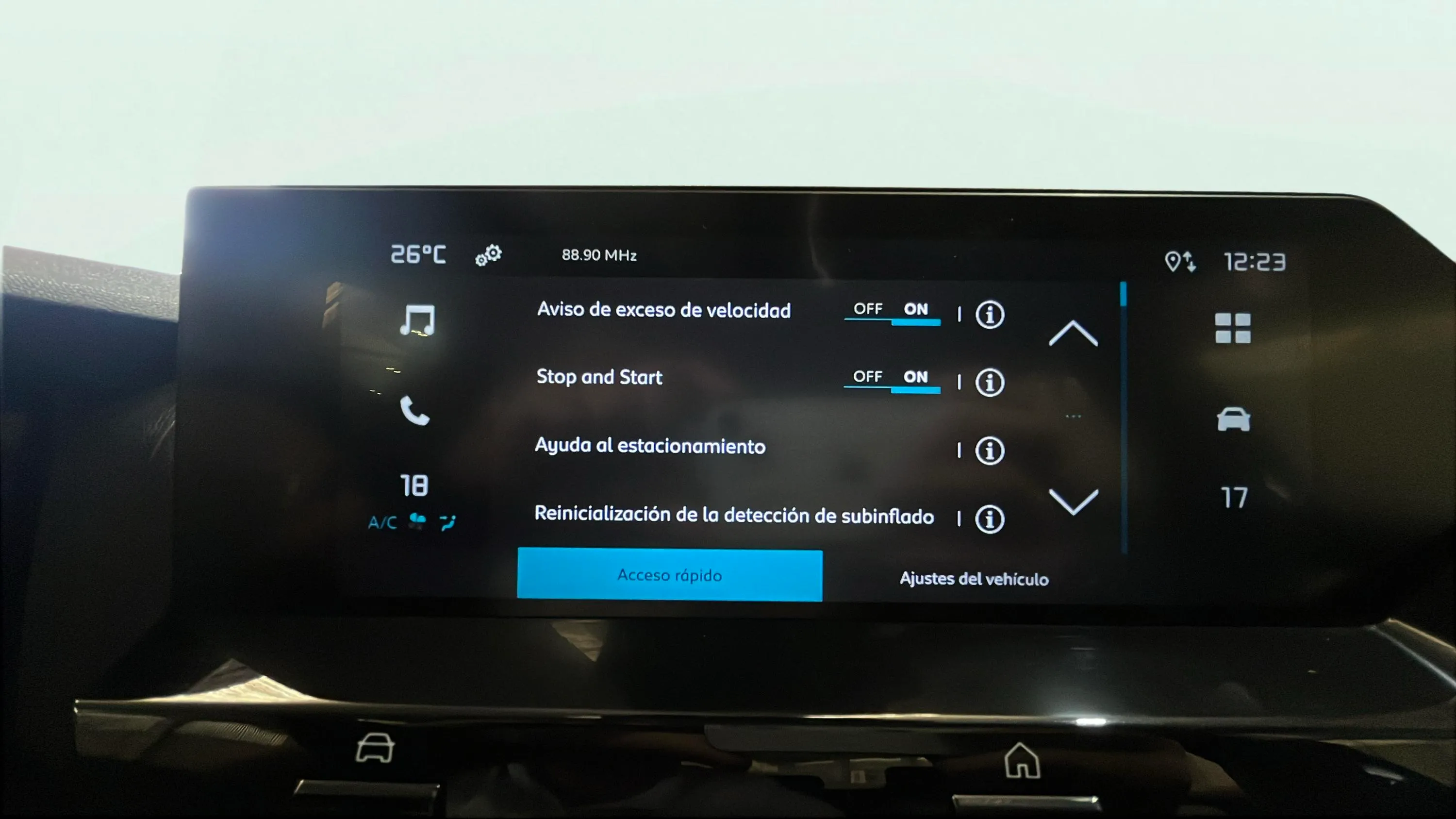 Citroën C4 X Hybrid 136 e-DCS6 Plus - foto 23