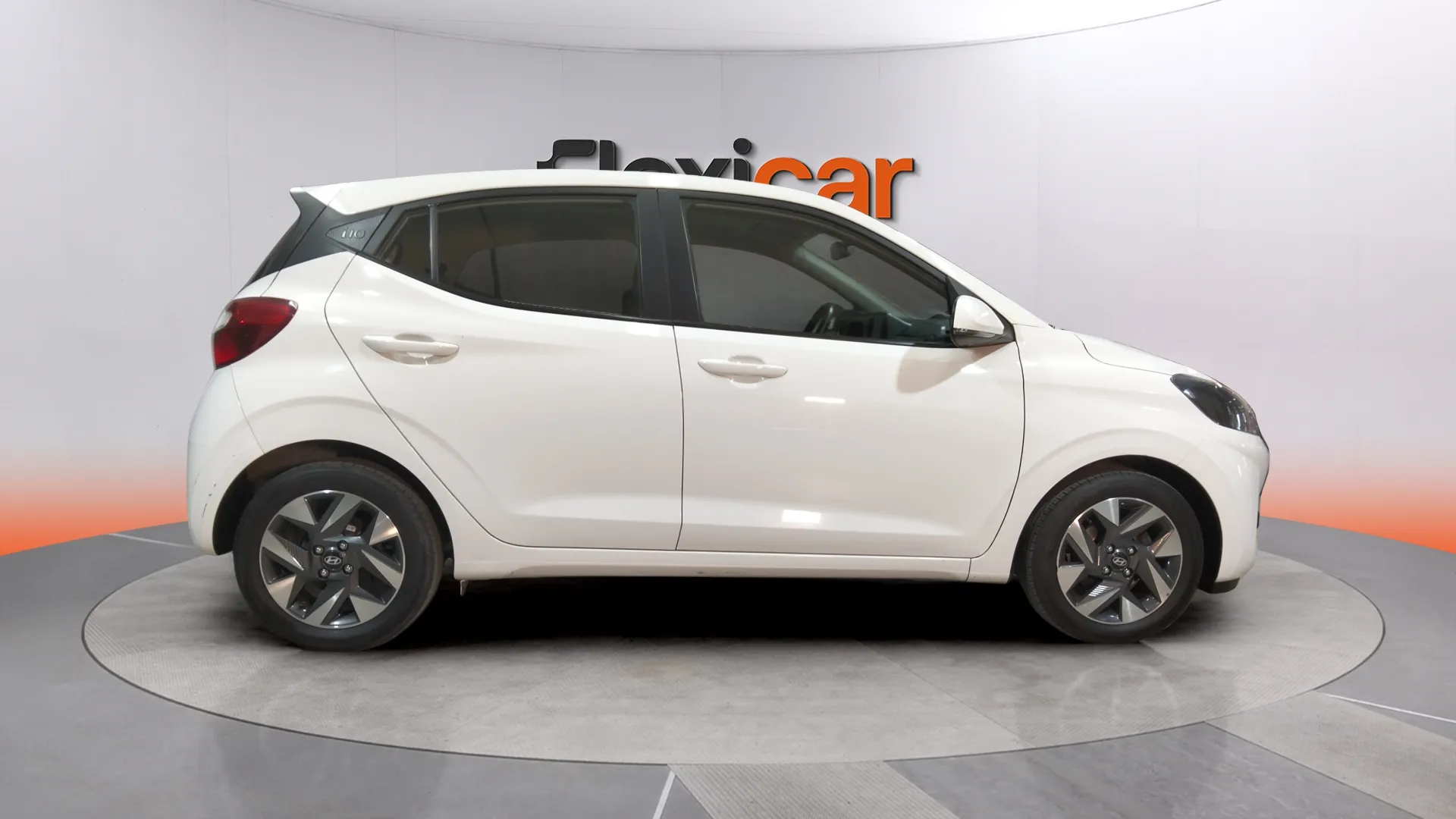 Hyundai i10 1.0 Klass - foto 8