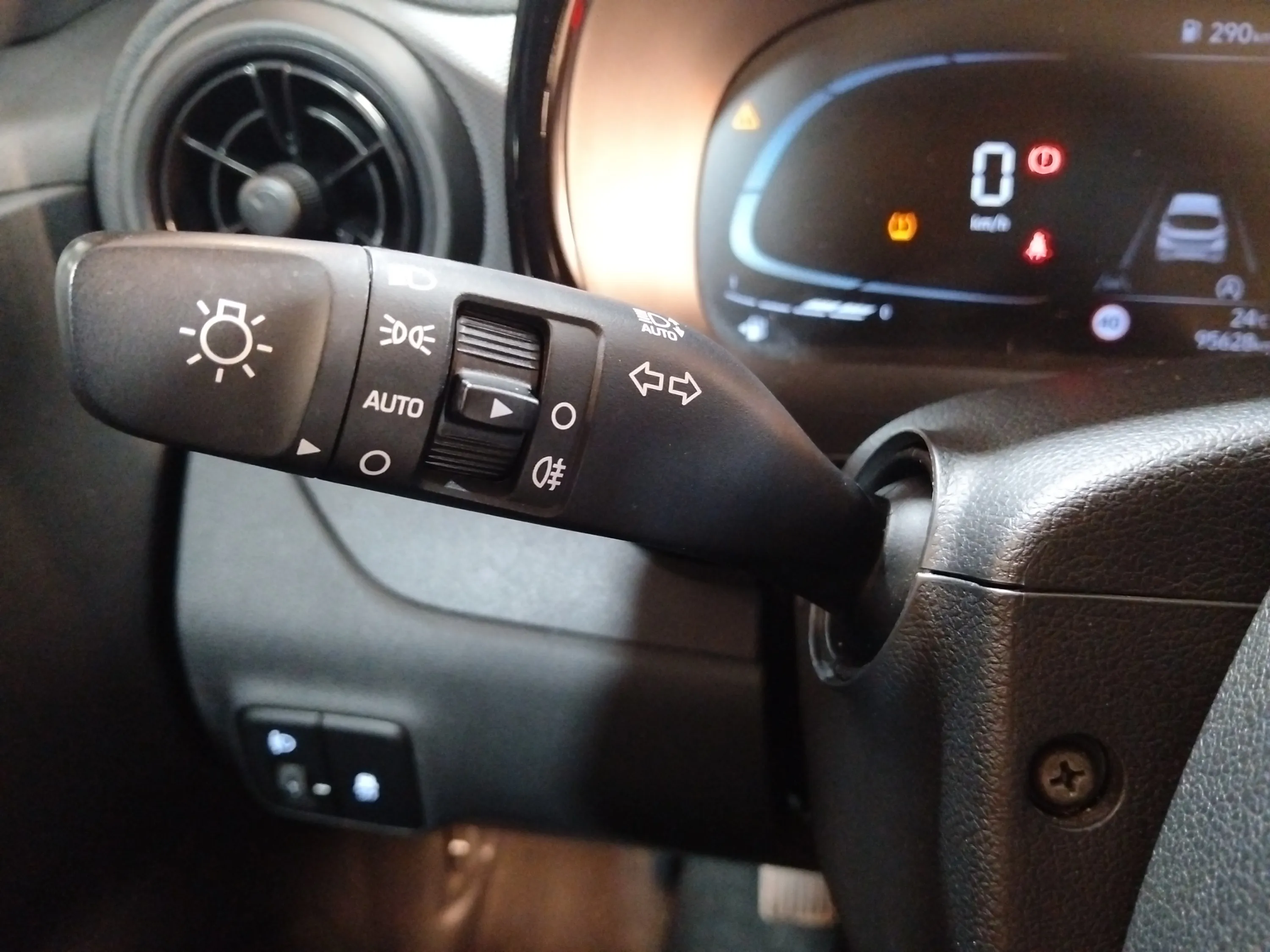 Hyundai i10 1.0 Klass - foto 26