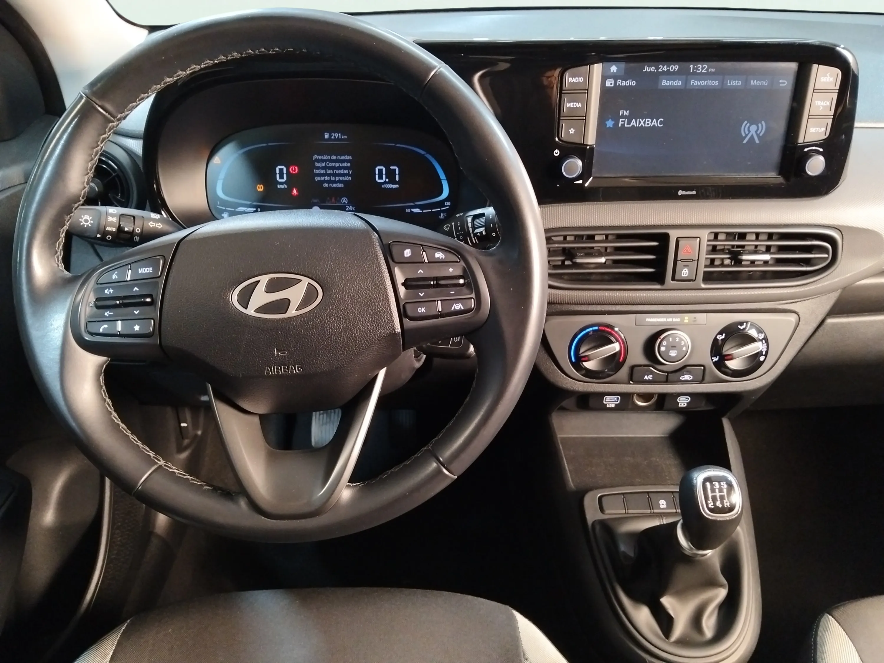 Hyundai i10 1.0 Klass - foto 9
