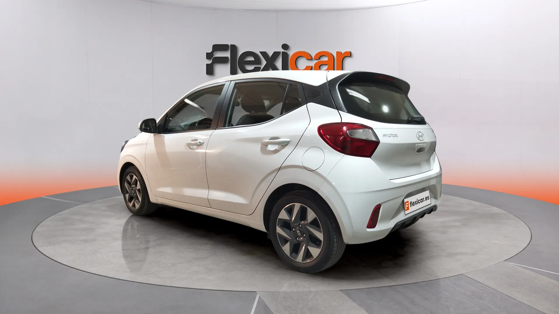 Hyundai i10 1.0 Klass - foto 5