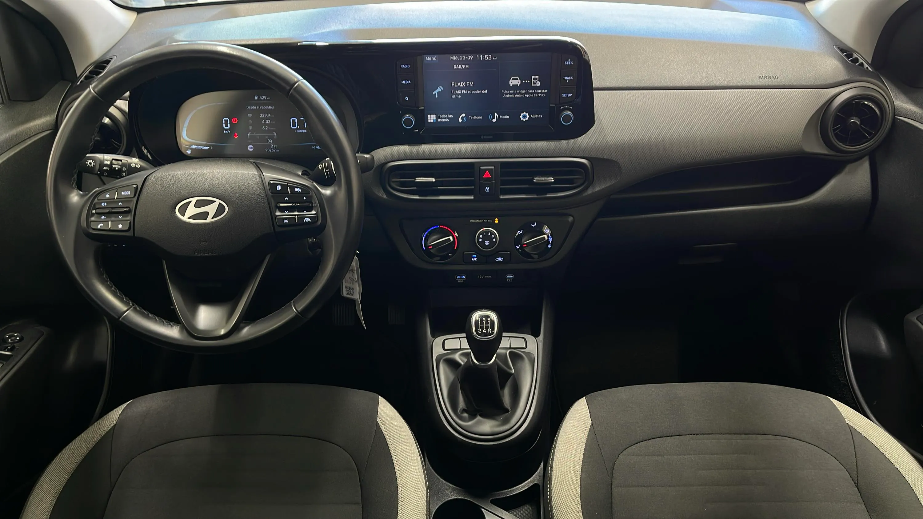 Hyundai i10 1.0 Klass - foto 10