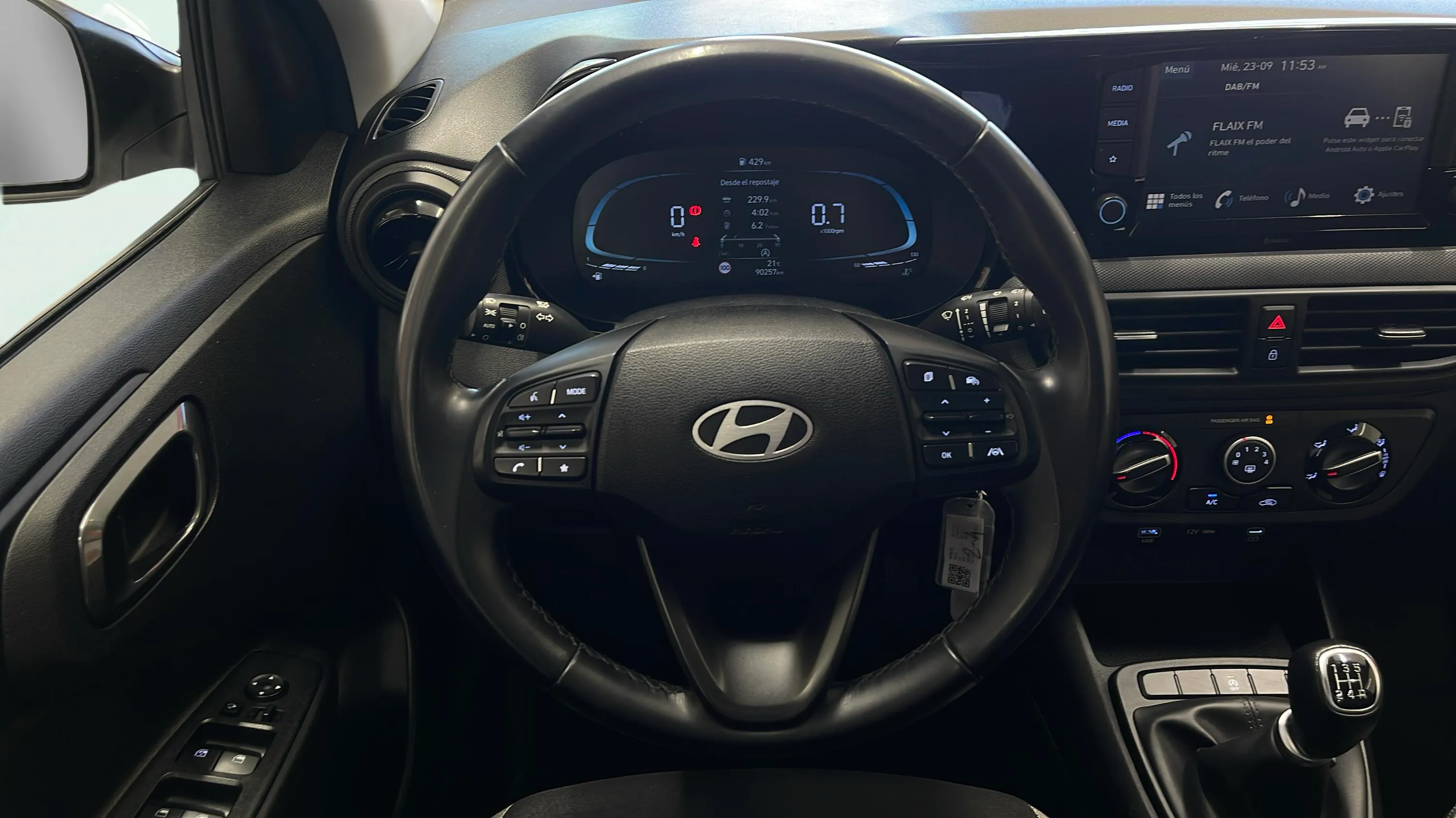 Hyundai i10 1.0 Klass - foto 11
