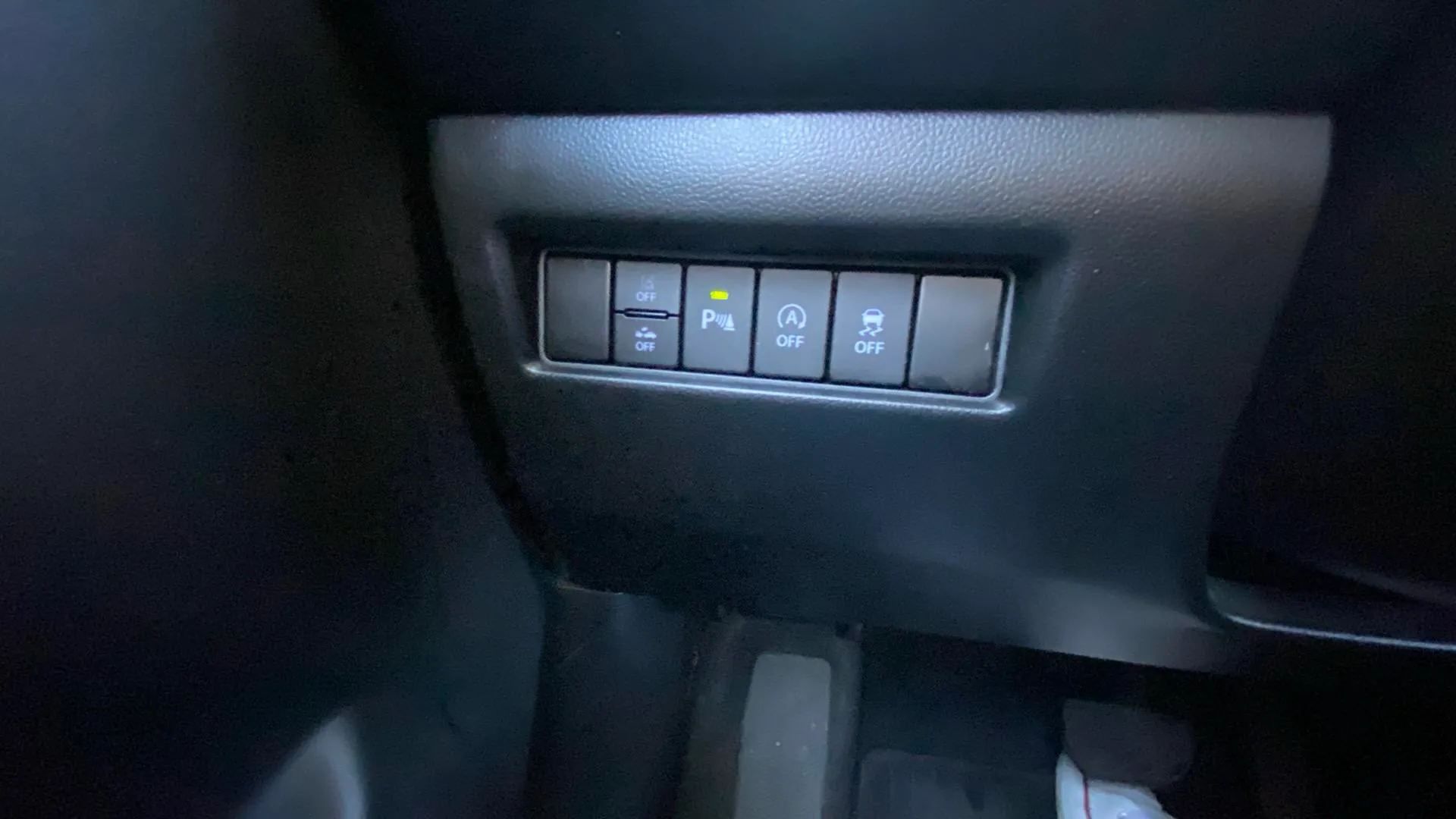 Suzuki Swift 1.2 GLX Mild Hybrid CVT - foto 19