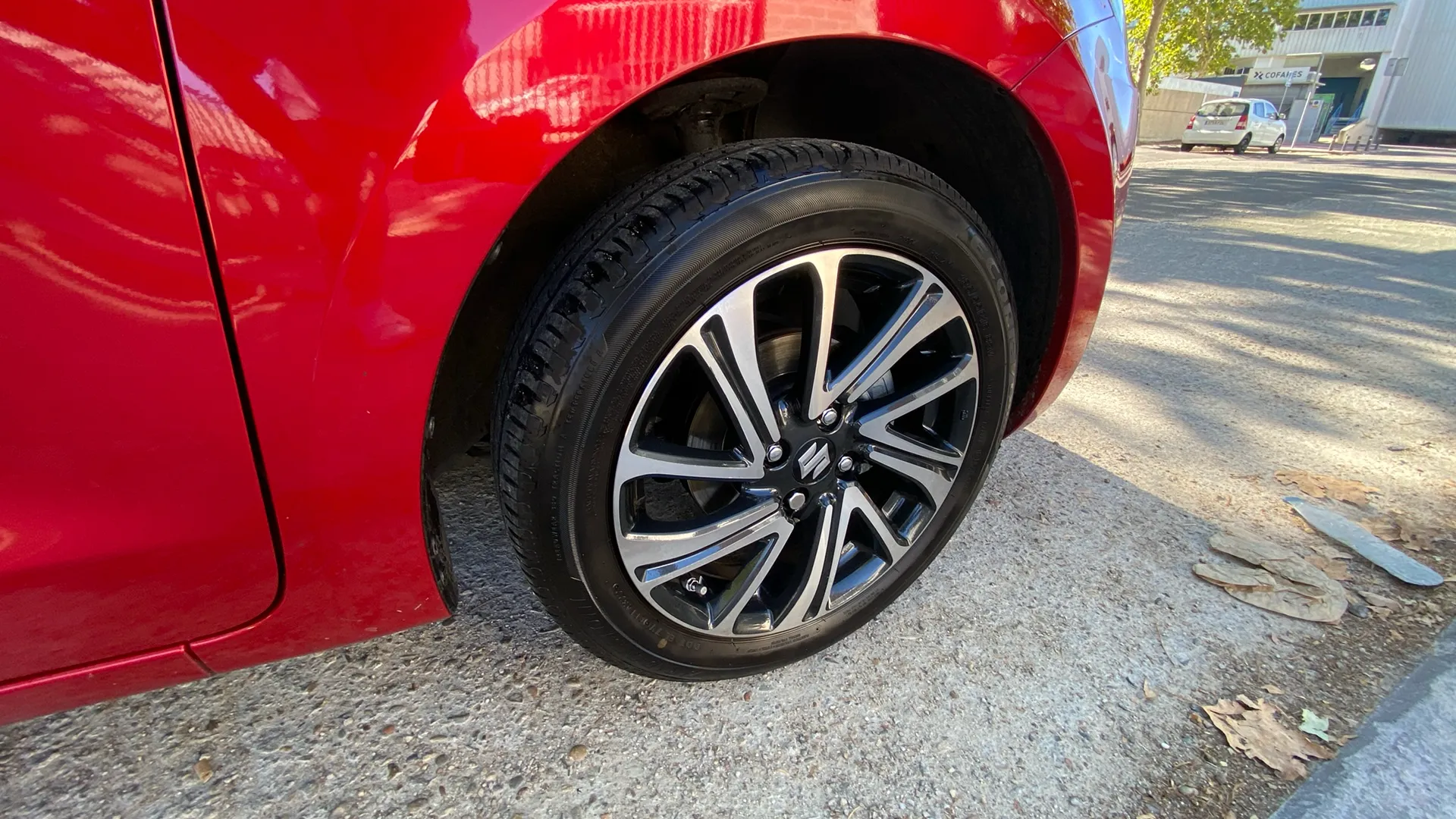 Suzuki Swift 1.2 GLX Mild Hybrid CVT - foto 17