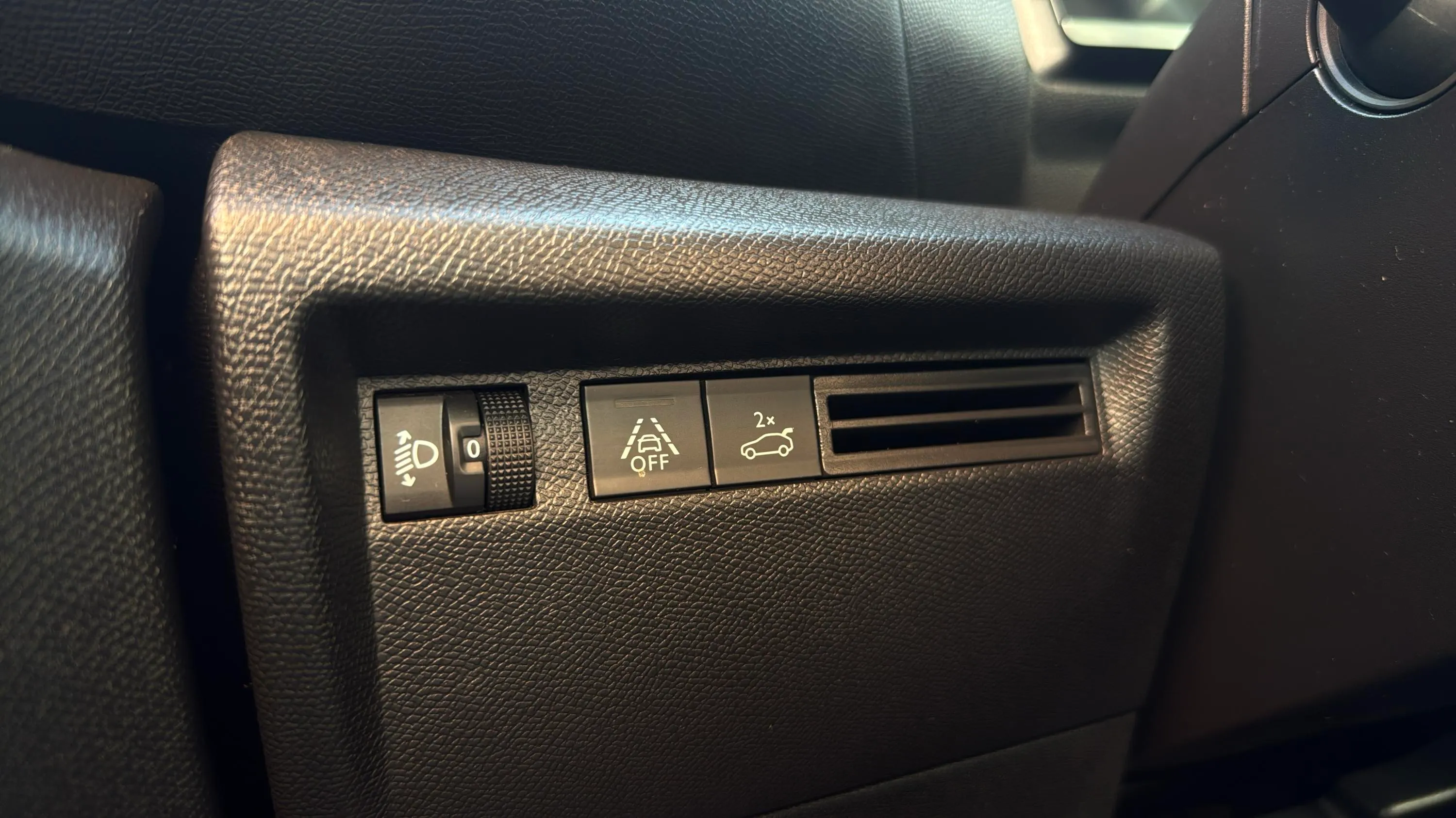 Citroën C4 X Hybrid 136 e-DCS6 You - foto 16