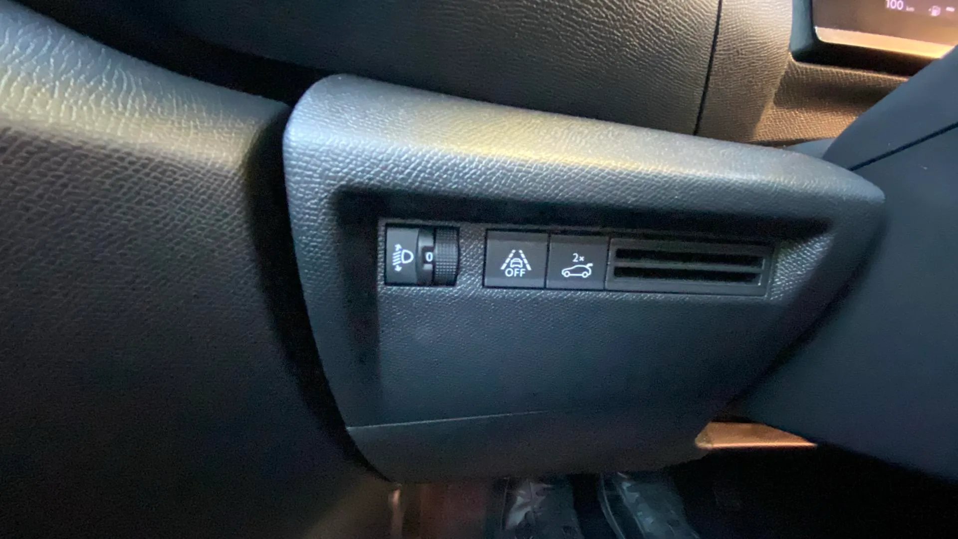 Citroën C4 X Hybrid 136 e-DCS6 You - foto 23