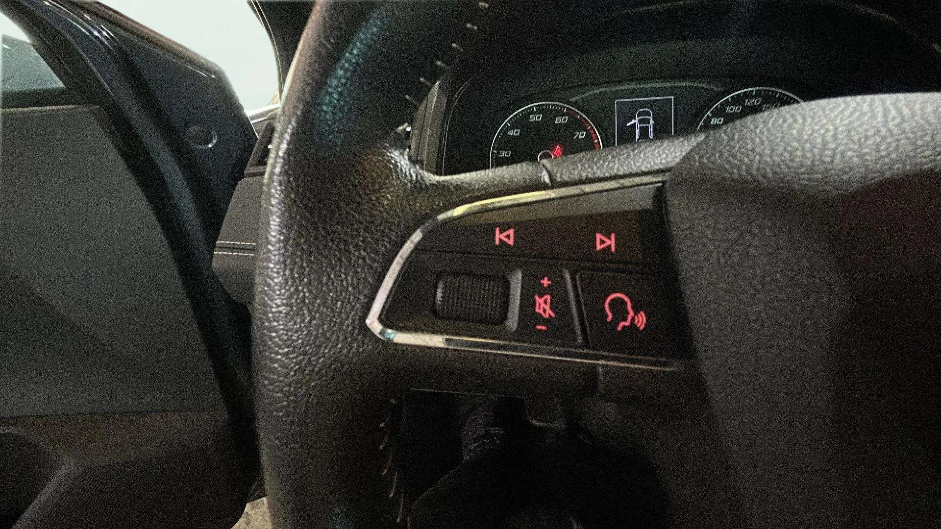 SEAT Ibiza 1.0 TSI Xcellence - foto 12