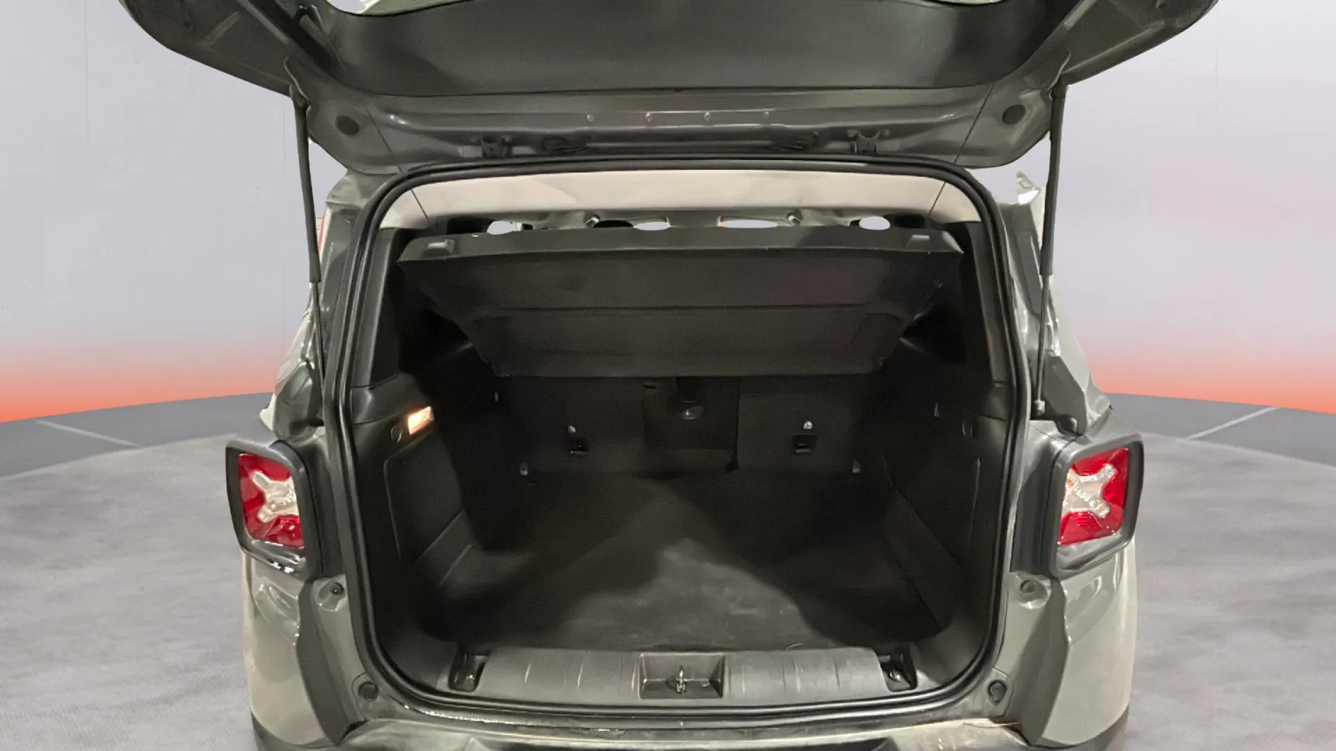 Jeep Renegade Limited 1.6 Mjet 4x2 - foto 22