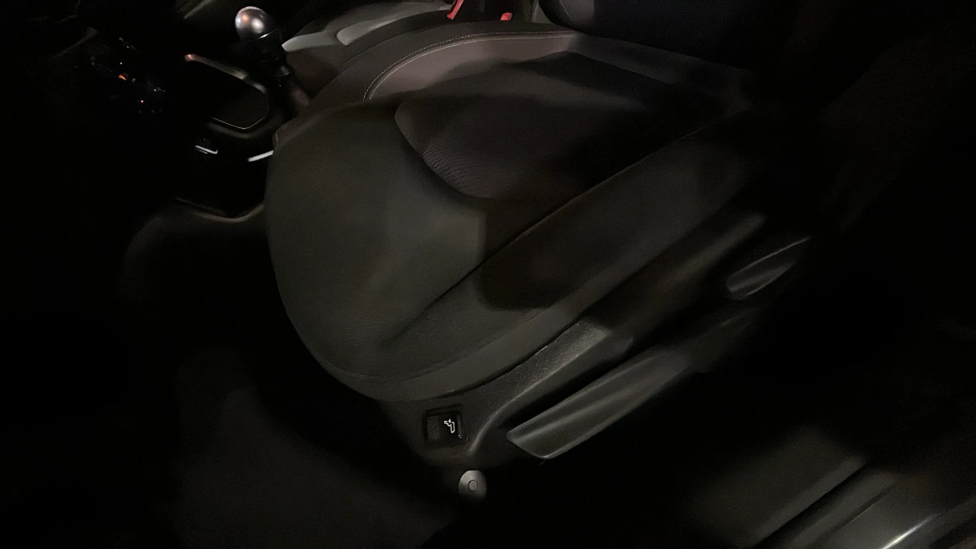 Jeep Renegade Limited 1.6 Mjet 4x2 - foto 18
