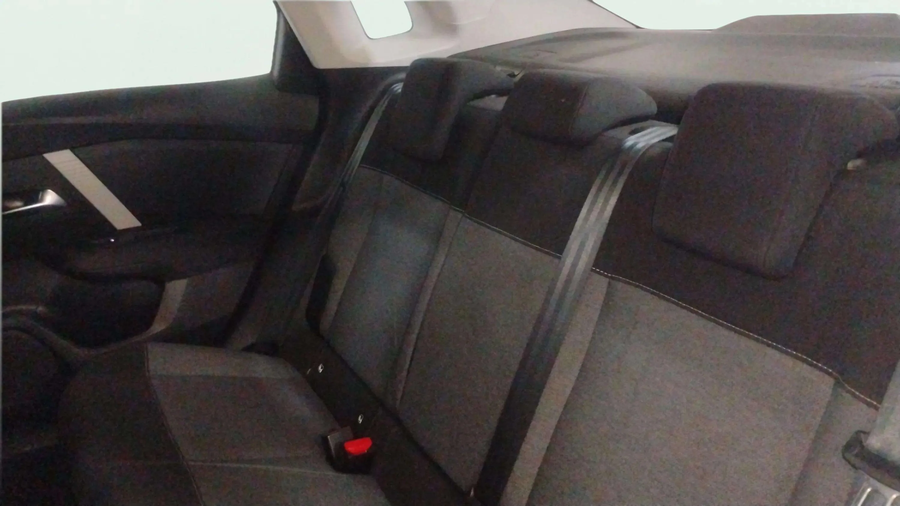 Citroën C4 X Hybrid 136 e-DCS6 You - foto 18