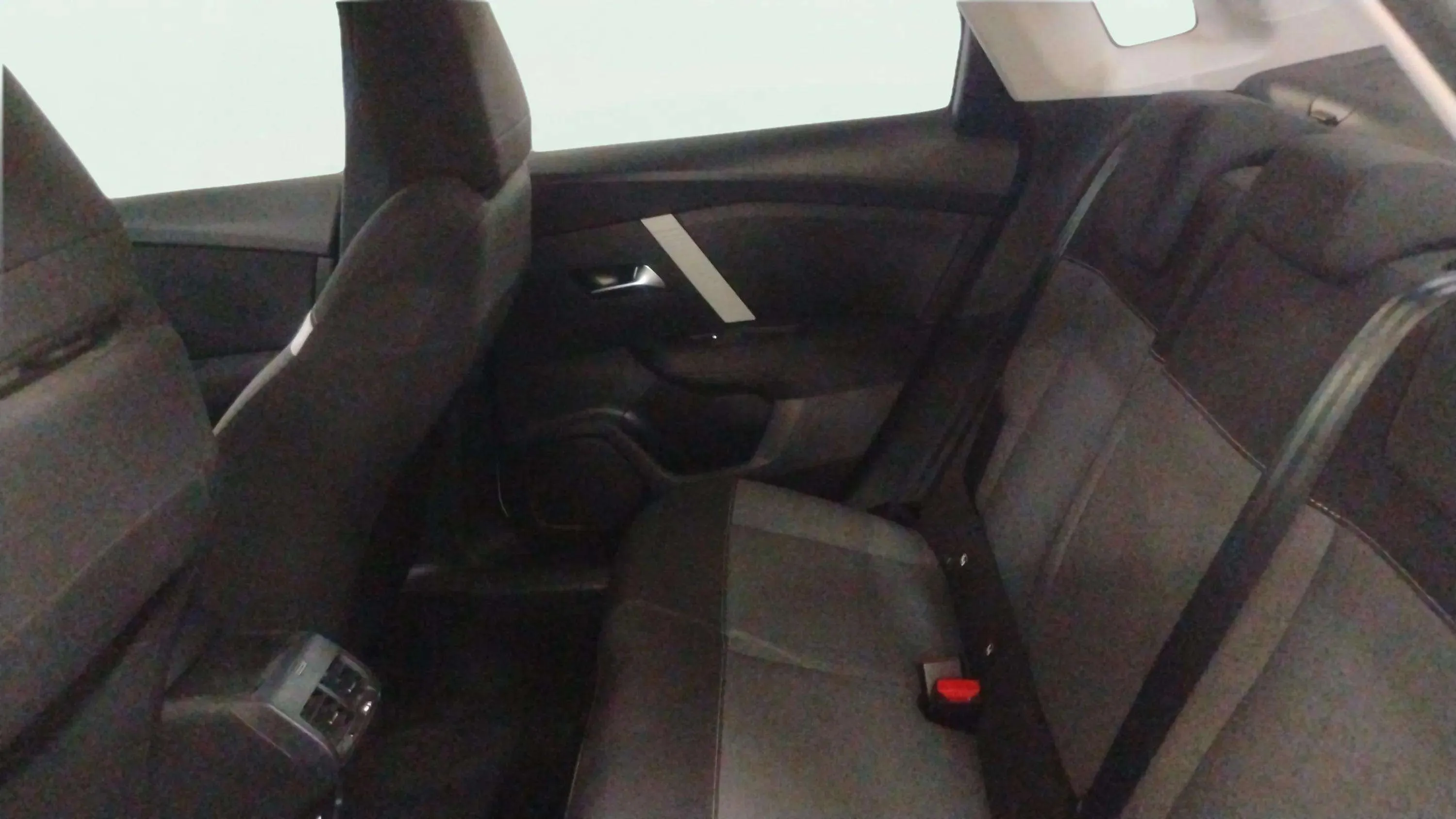 Citroën C4 X Hybrid 136 e-DCS6 You - foto 17