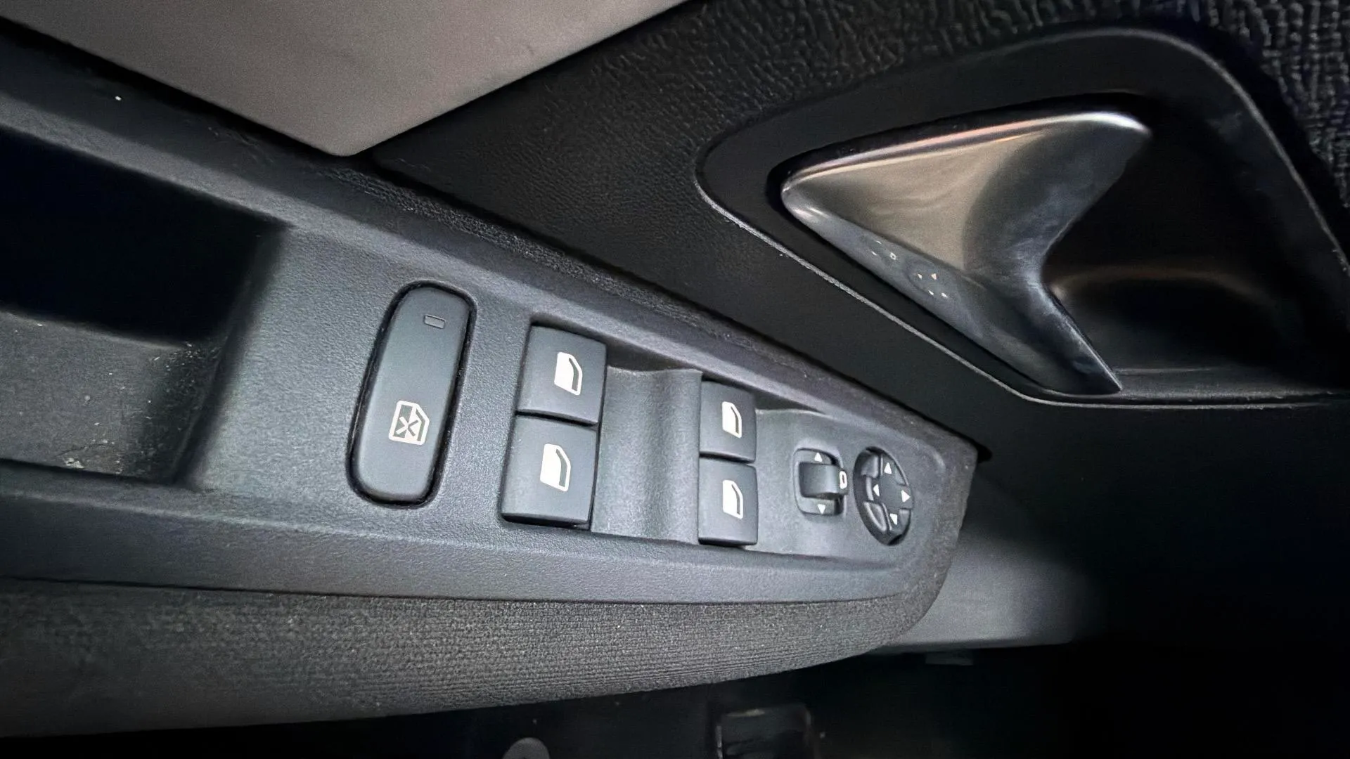 Citroën C4 X Hybrid 136 e-DCS6 You - foto 21