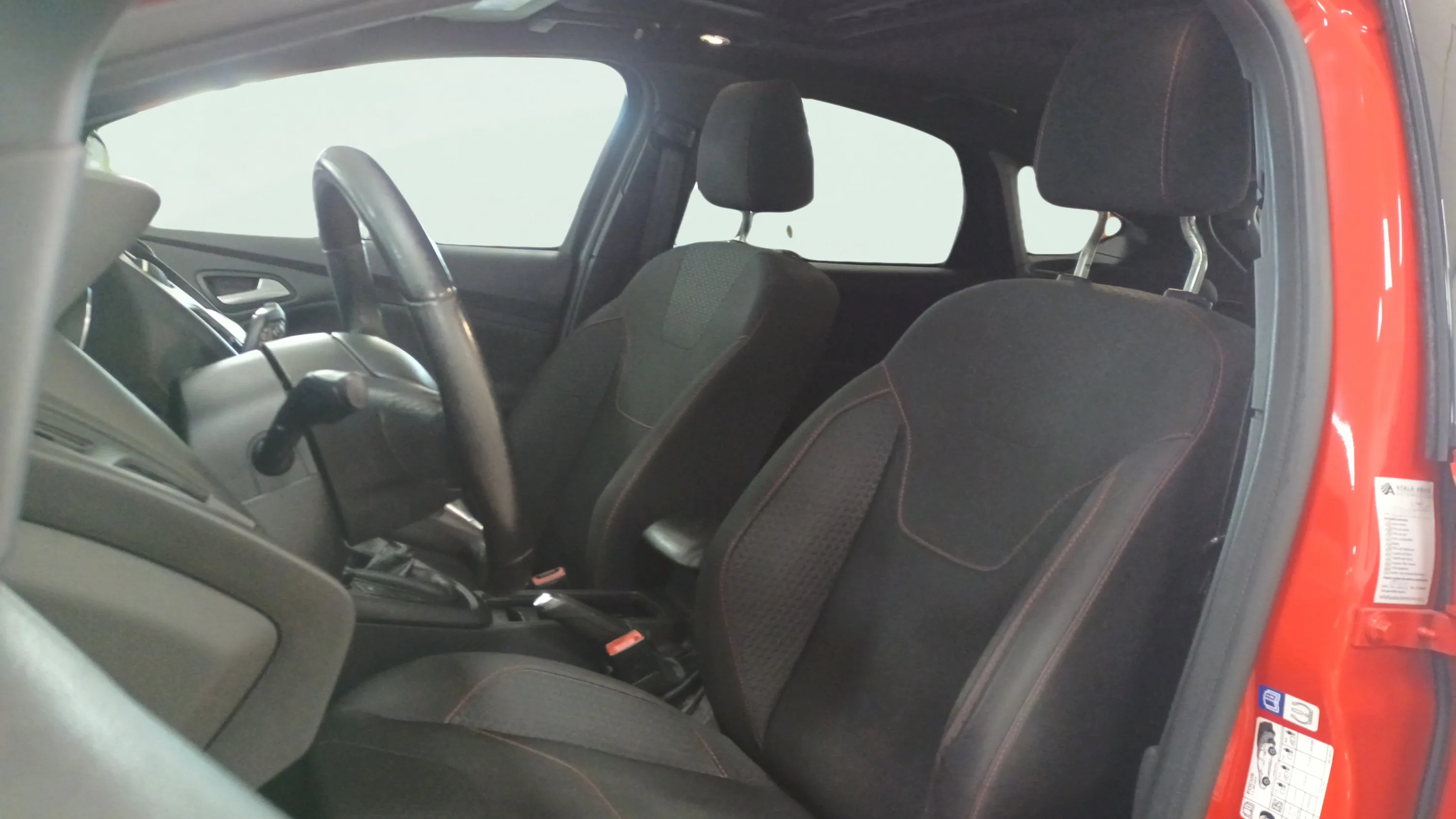 Ford Focus 1.0 EcoBoost ST-Line - foto 9