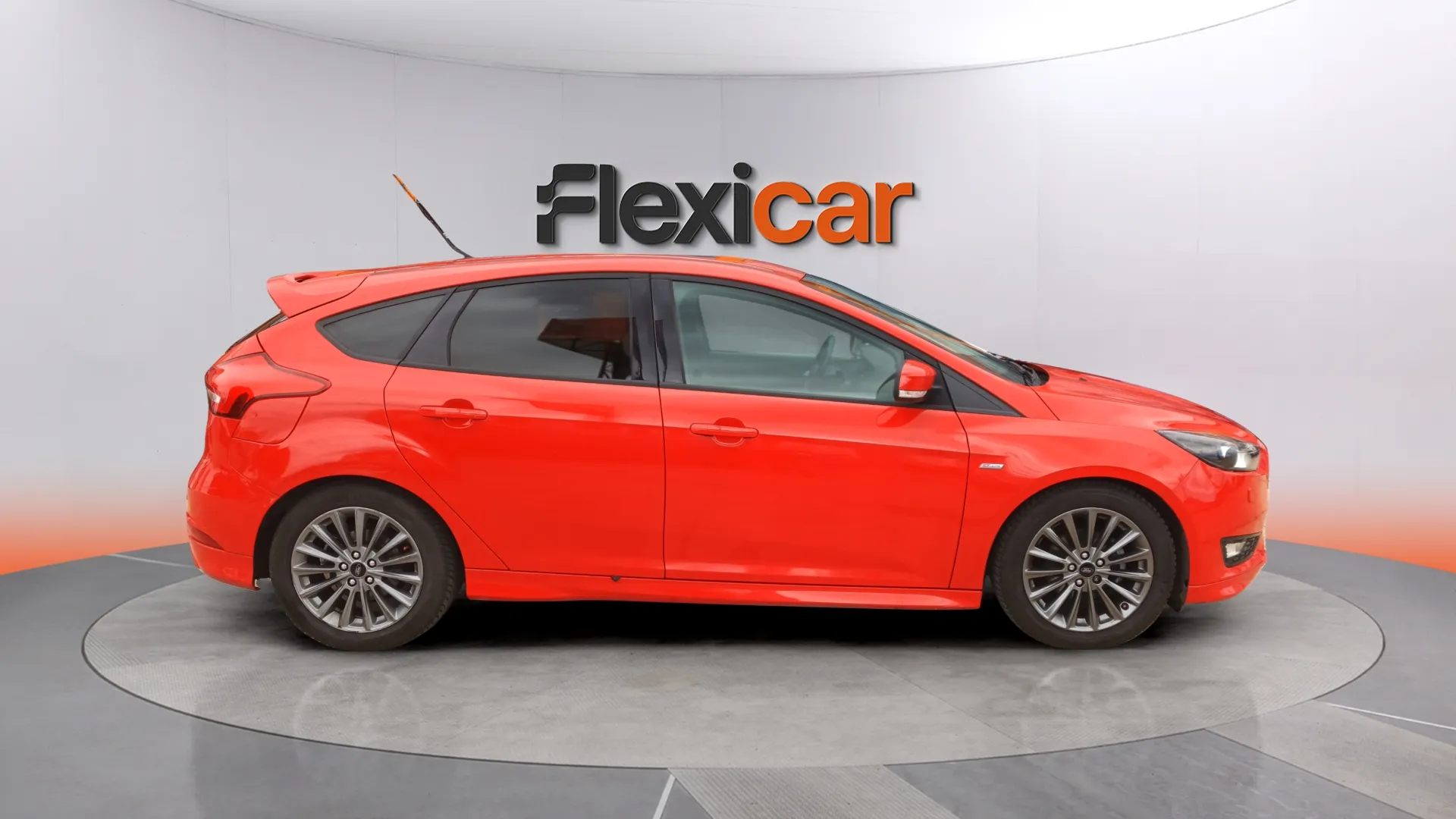 Ford Focus 1.0 EcoBoost ST-Line - foto 7