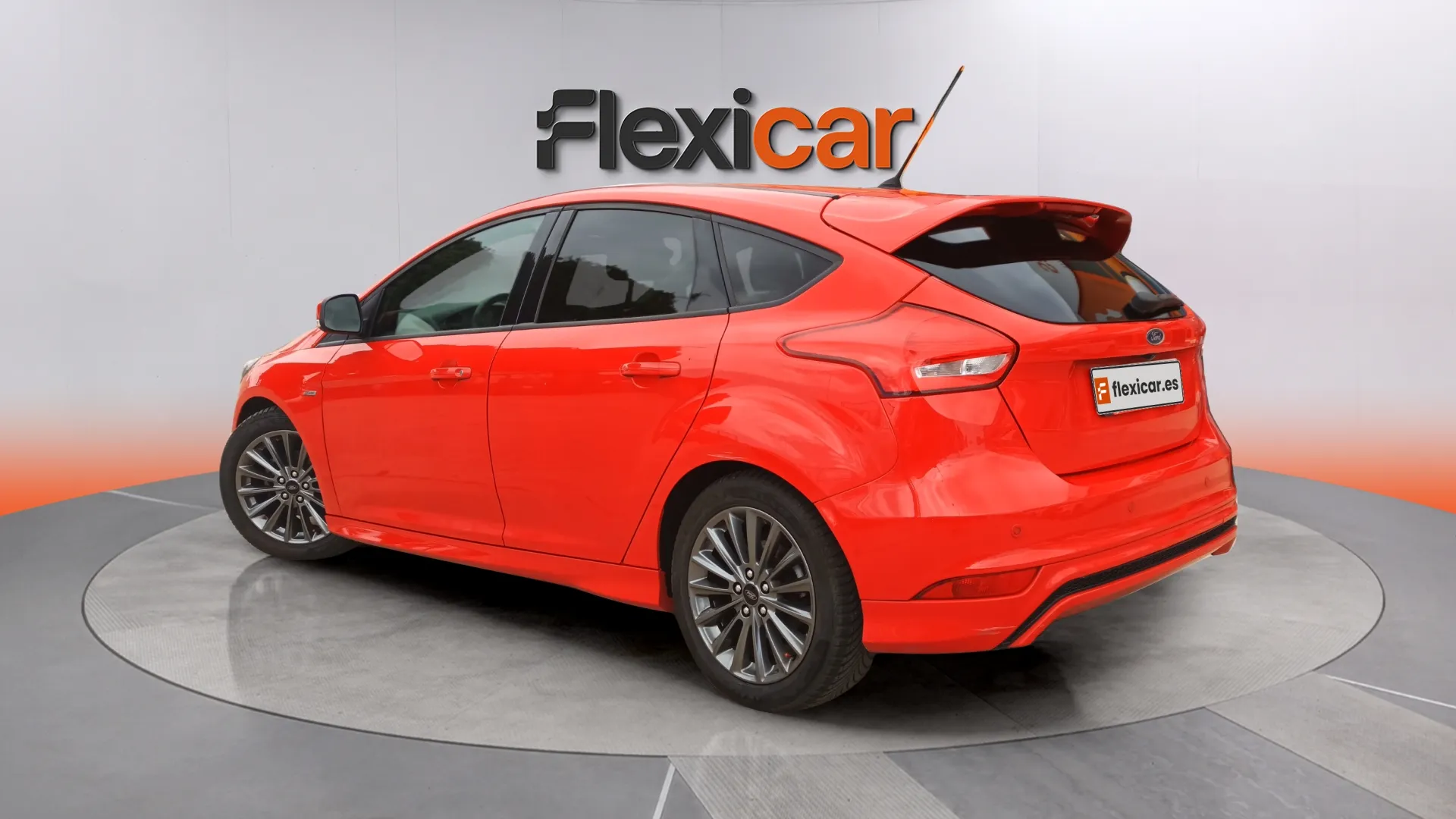 Ford Focus 1.0 EcoBoost ST-Line - foto 6