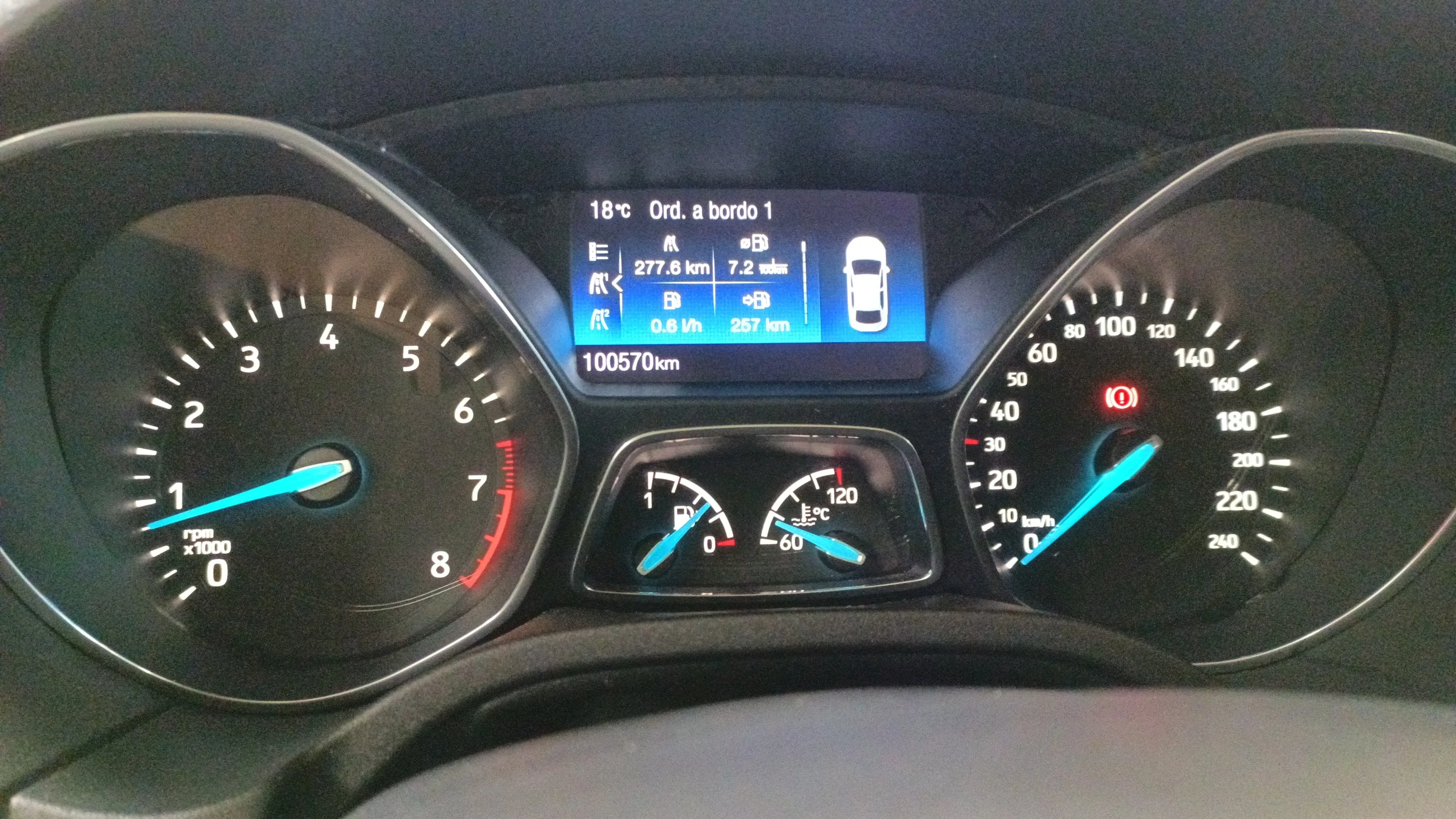 Ford Focus 1.0 EcoBoost ST-Line - foto 16