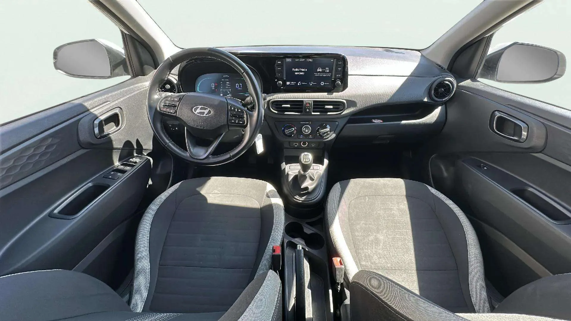 Hyundai i10 1.0 Klass - foto 10