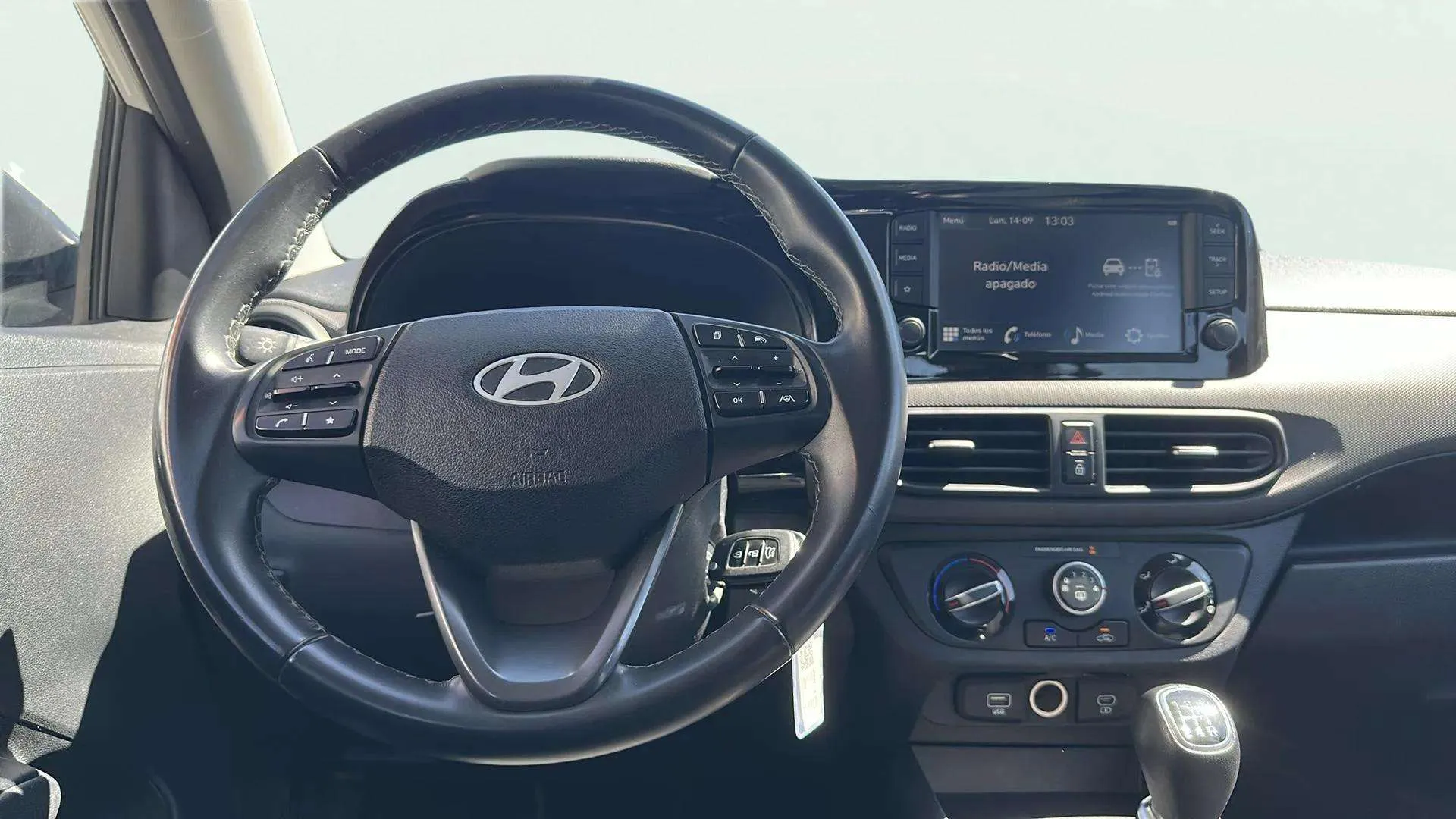 Hyundai i10 1.0 Klass - foto 11