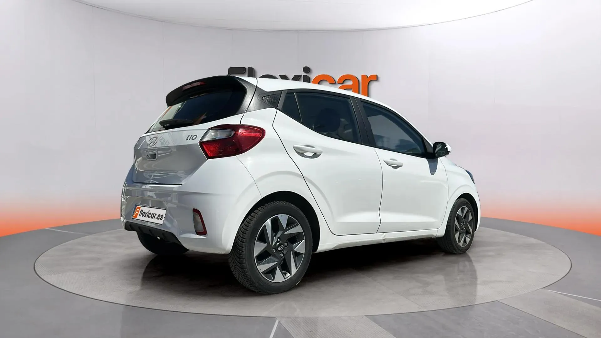 Hyundai i10 1.0 Klass - foto 7