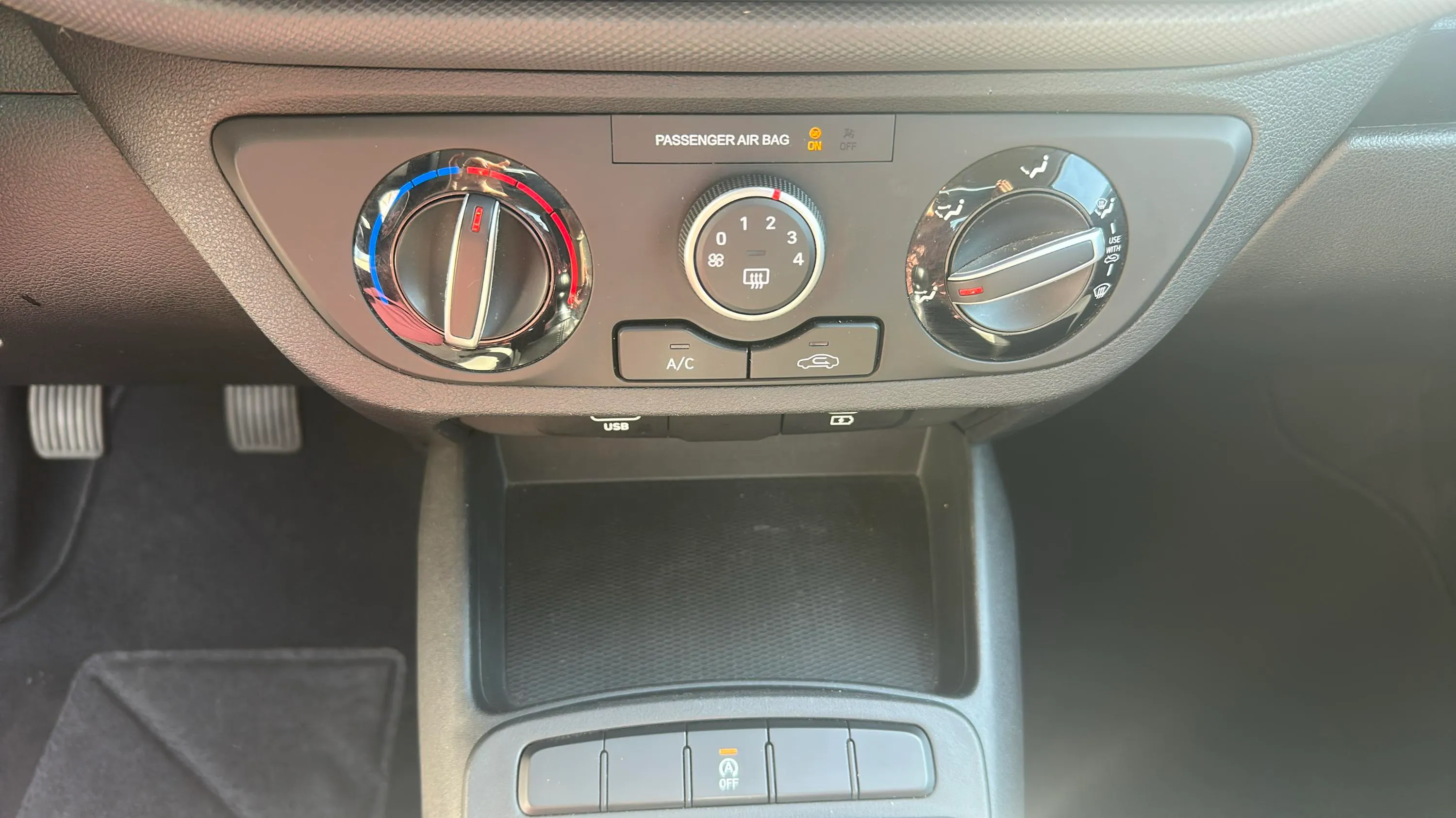 Hyundai i10 1.0 Klass - foto 16