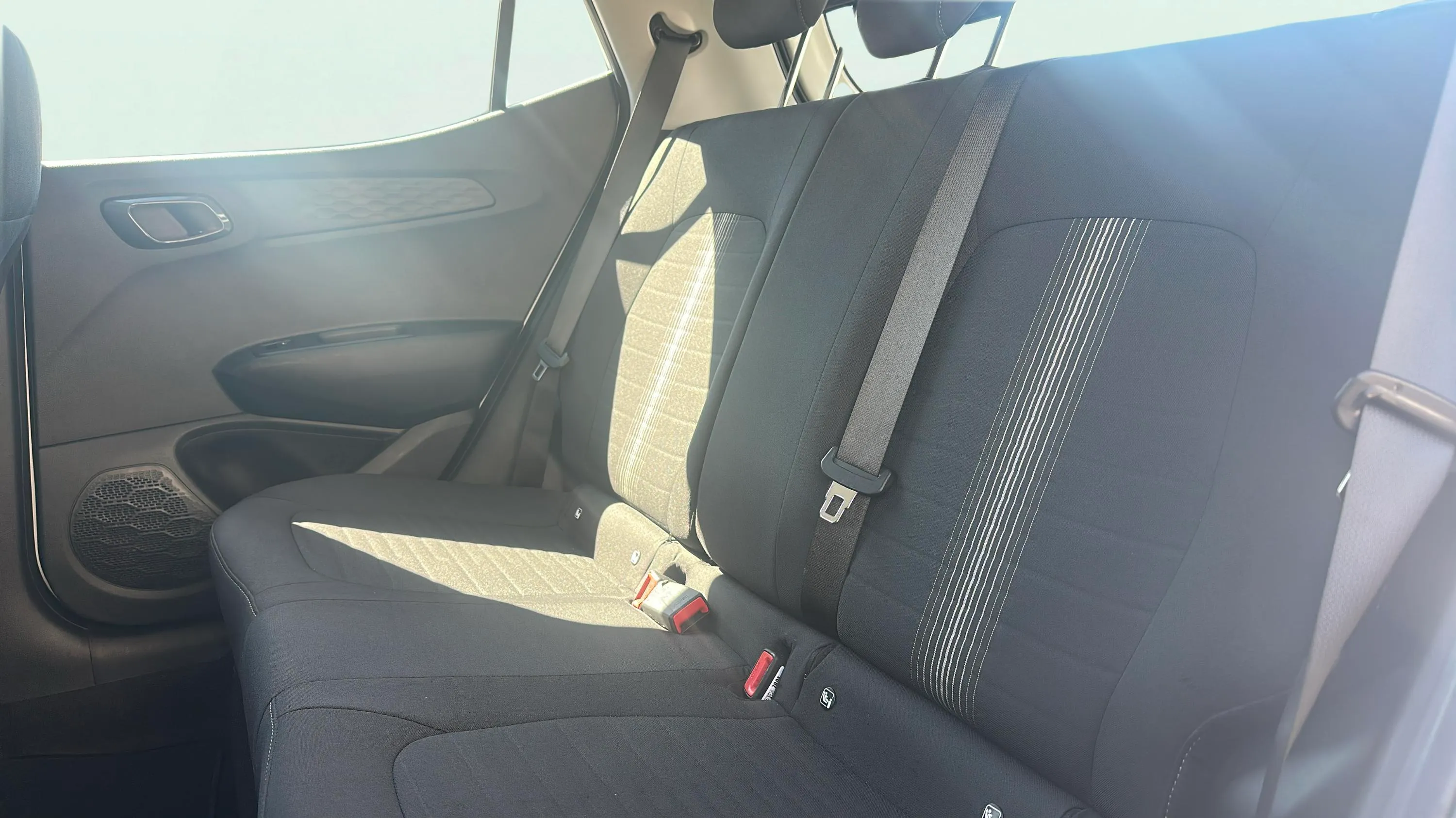 Hyundai i10 1.0 Klass - foto 18