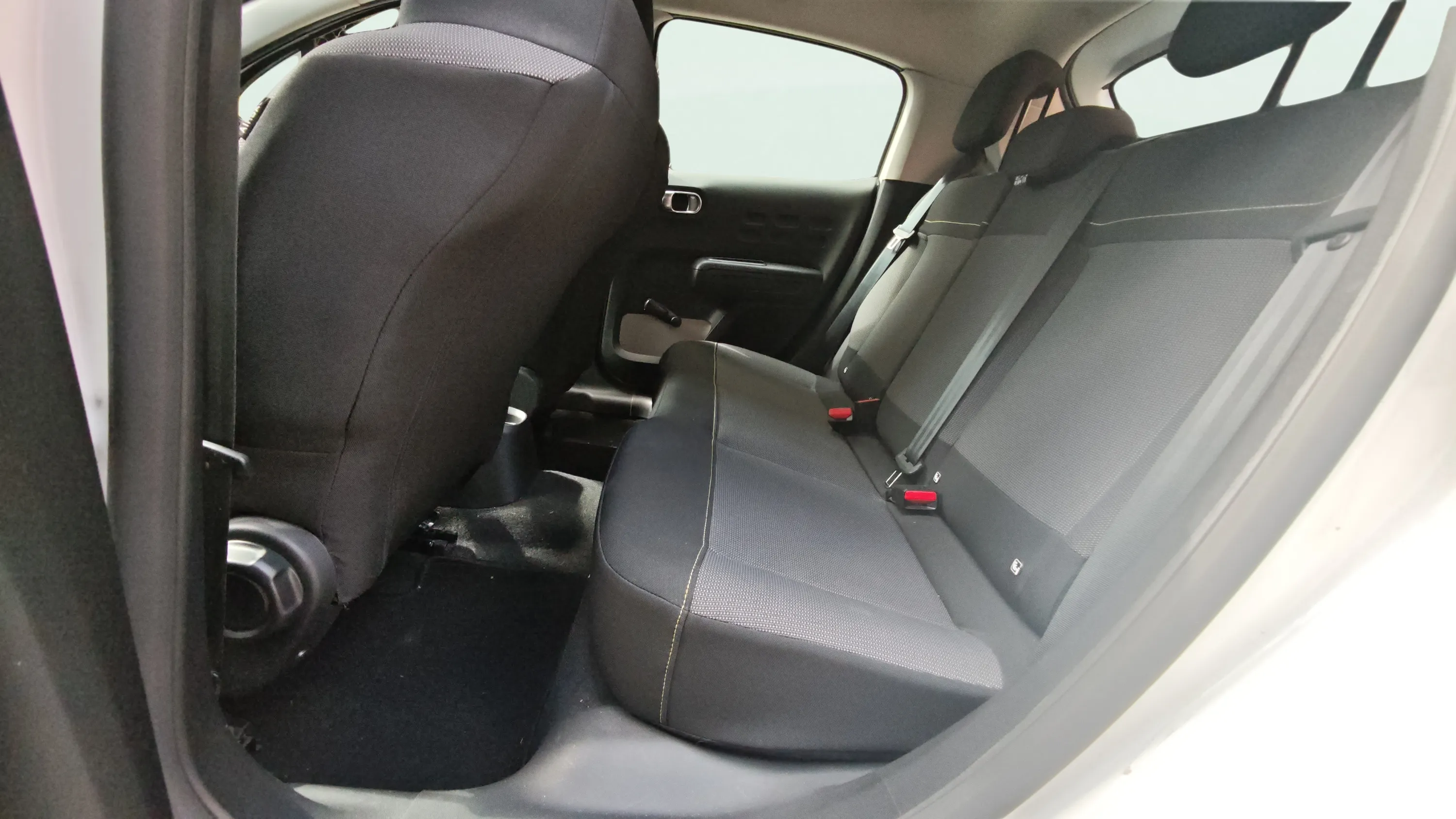 Citroën C3 BlueHDi C-Series - foto 12