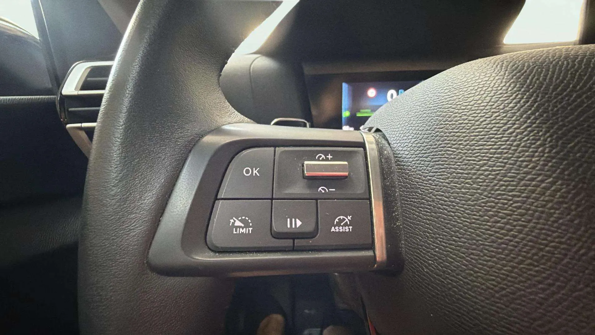 Citroën C4 X Hybrid 136 e-DCS6 Plus - foto 20