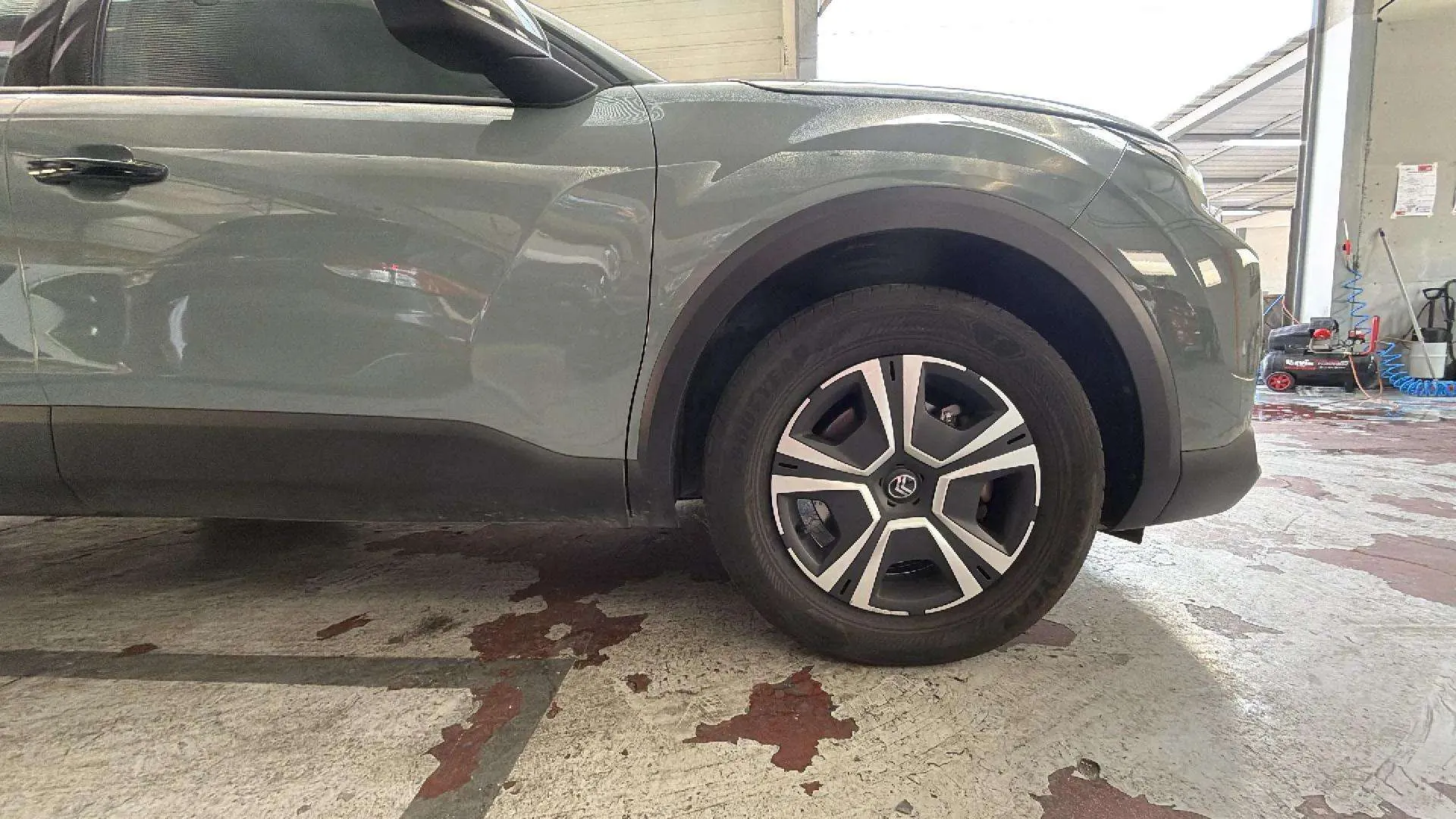 Citroën C4 X Hybrid 136 e-DCS6 Plus - foto 12