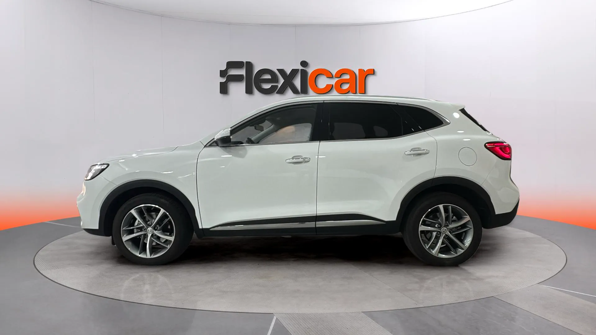 MG HS 1.5T-GDI PHEV Comfort - foto 4