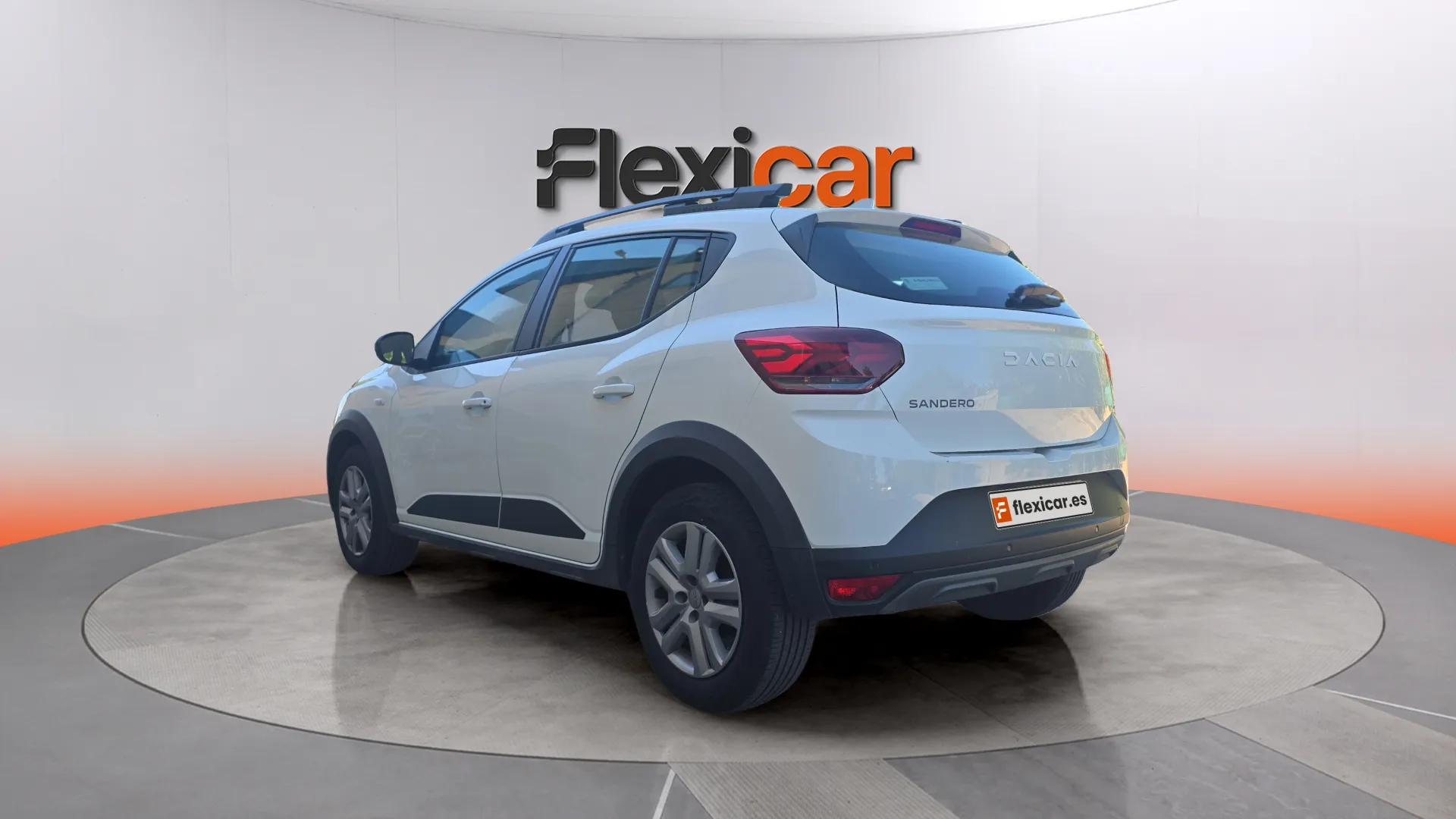 Dacia Sandero Stepway Essential TCe (90V) - foto 6