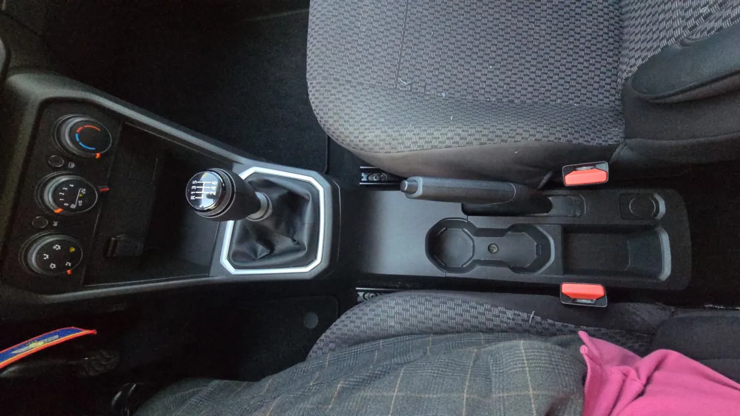 Dacia Sandero Stepway Essential TCe (90V) - foto 20