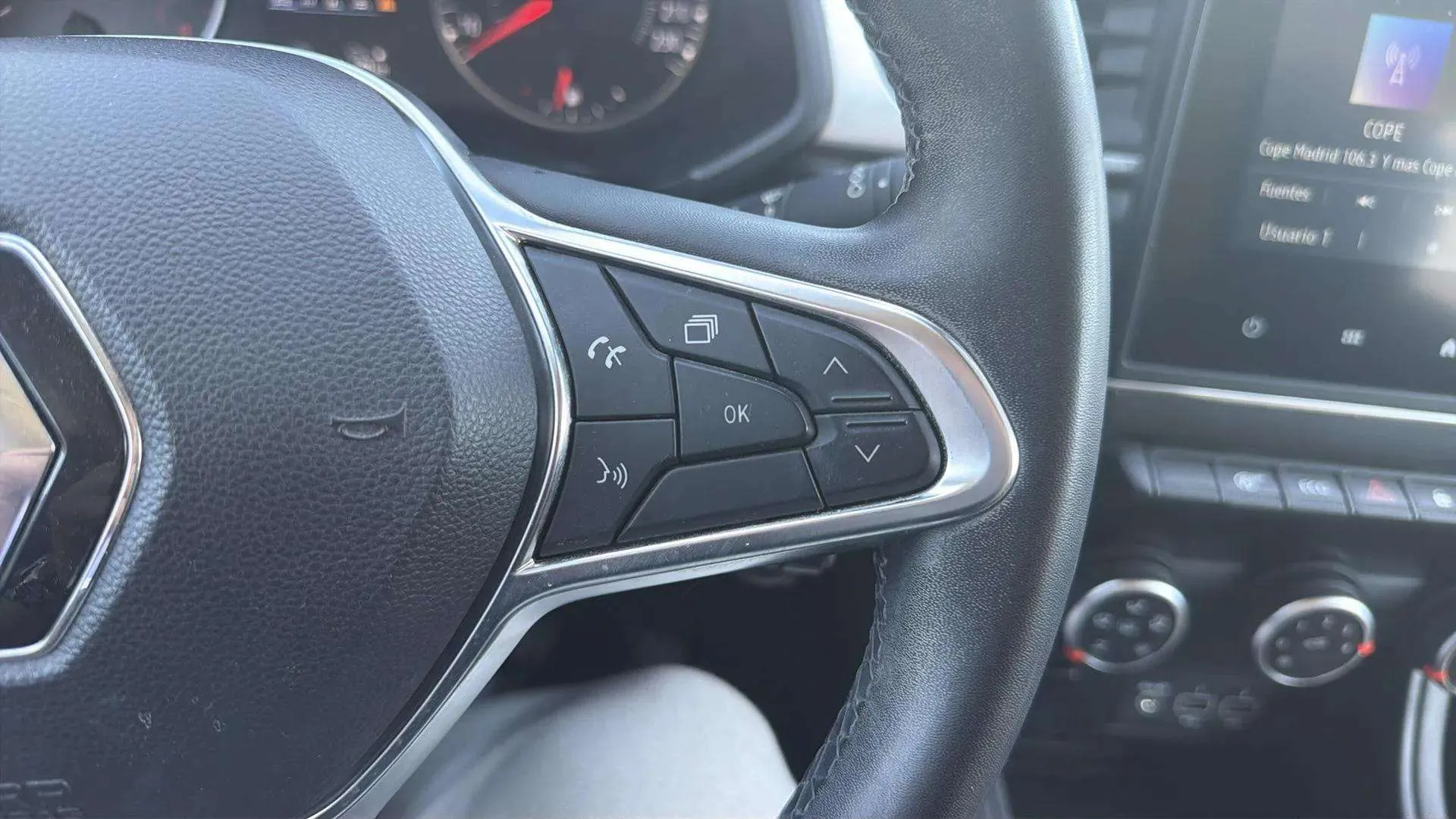 Renault Captur equilibre TCe - foto 14