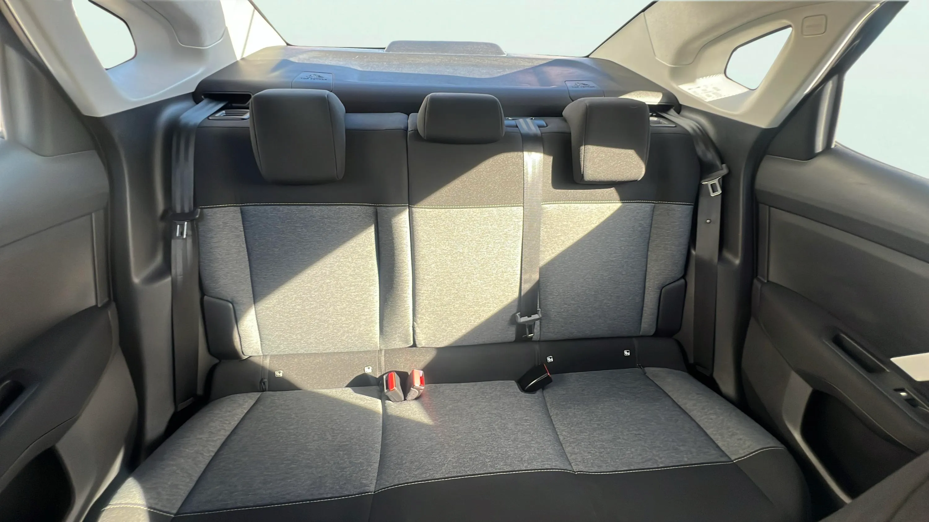 Citroën C4 X Hybrid 136 e-DCS6 Plus - foto 15