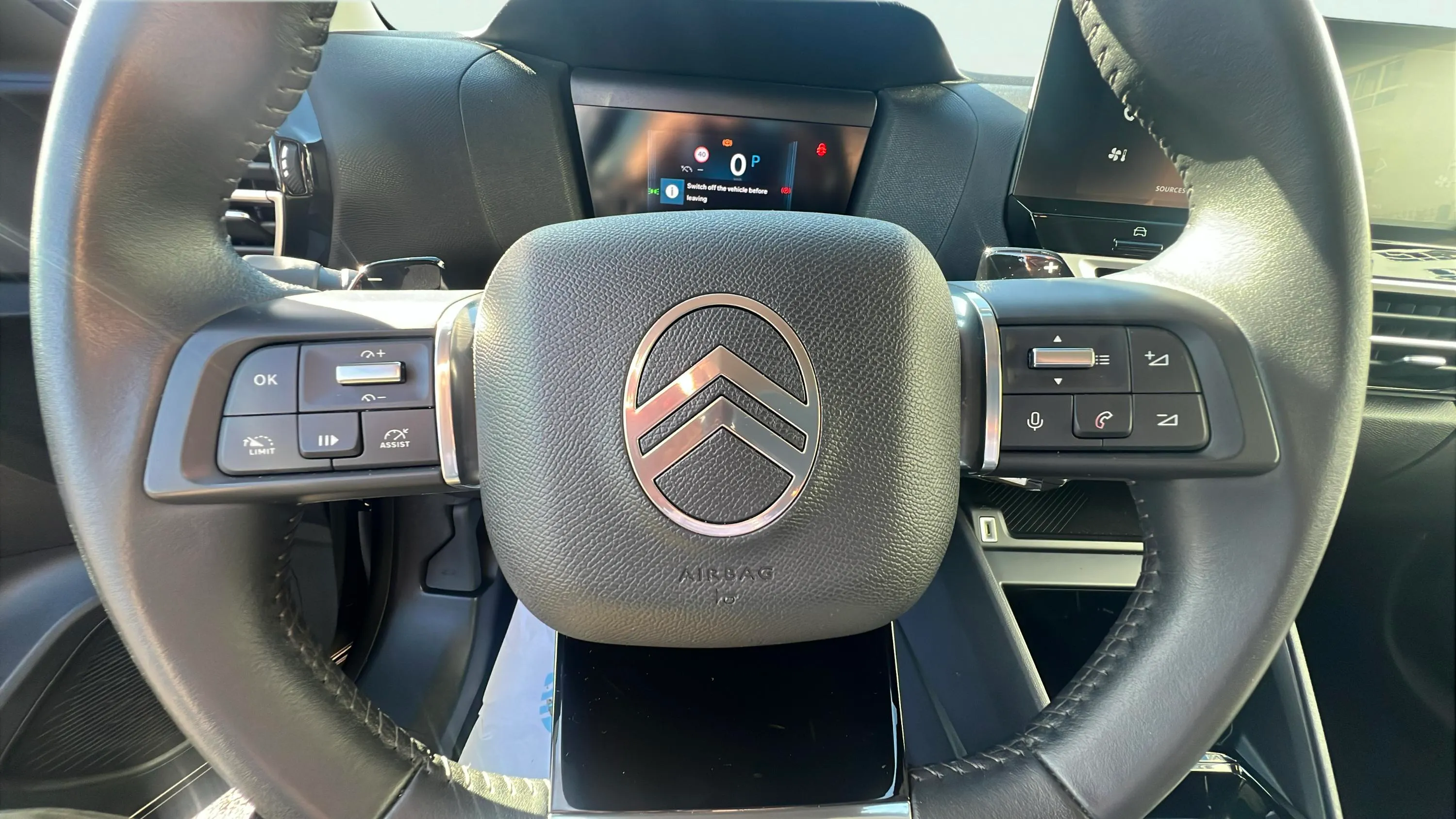 Citroën C4 X Hybrid 136 e-DCS6 Plus - foto 12
