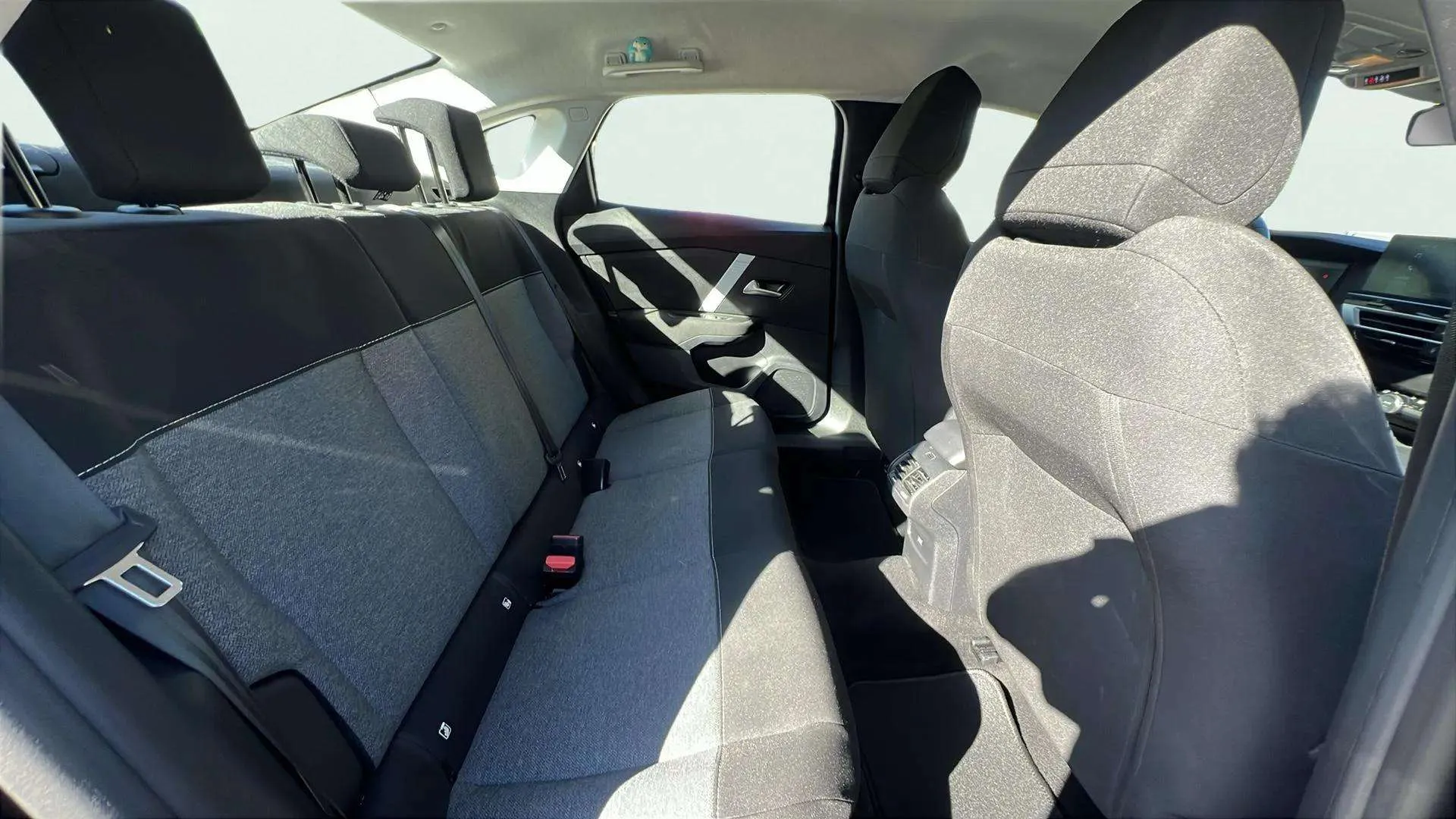 Citroën C4 X Hybrid 136 e-DCS6 You - foto 28