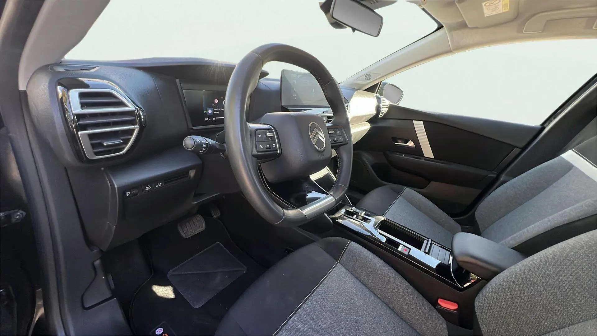 Citroën C4 X Hybrid 136 e-DCS6 You - foto 9