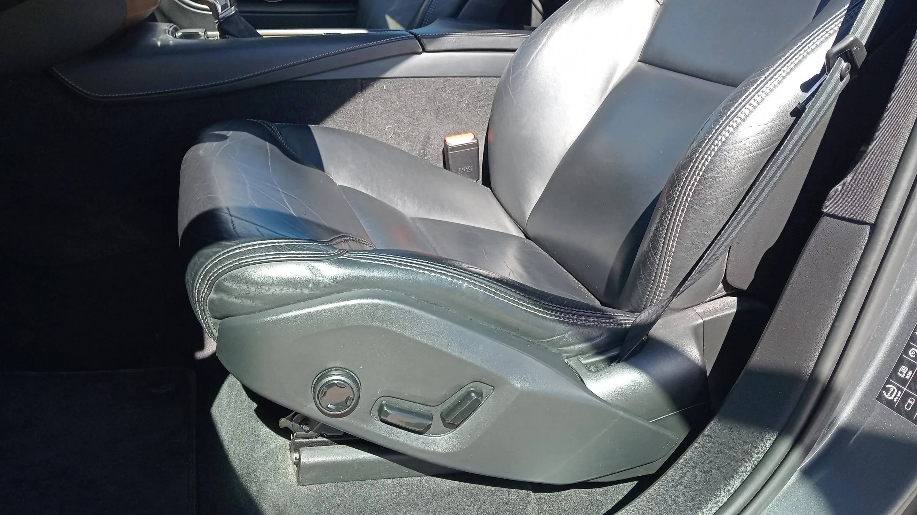 Volvo XC90 2.0 D5 AWD Inscription - foto 22