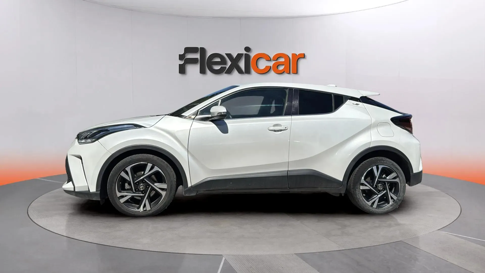 Toyota C-HR 1.8 125H Active - foto 4
