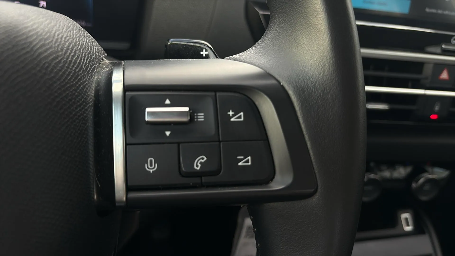 Citroën C4 X Hybrid 136 e-DCS6 Plus - foto 24